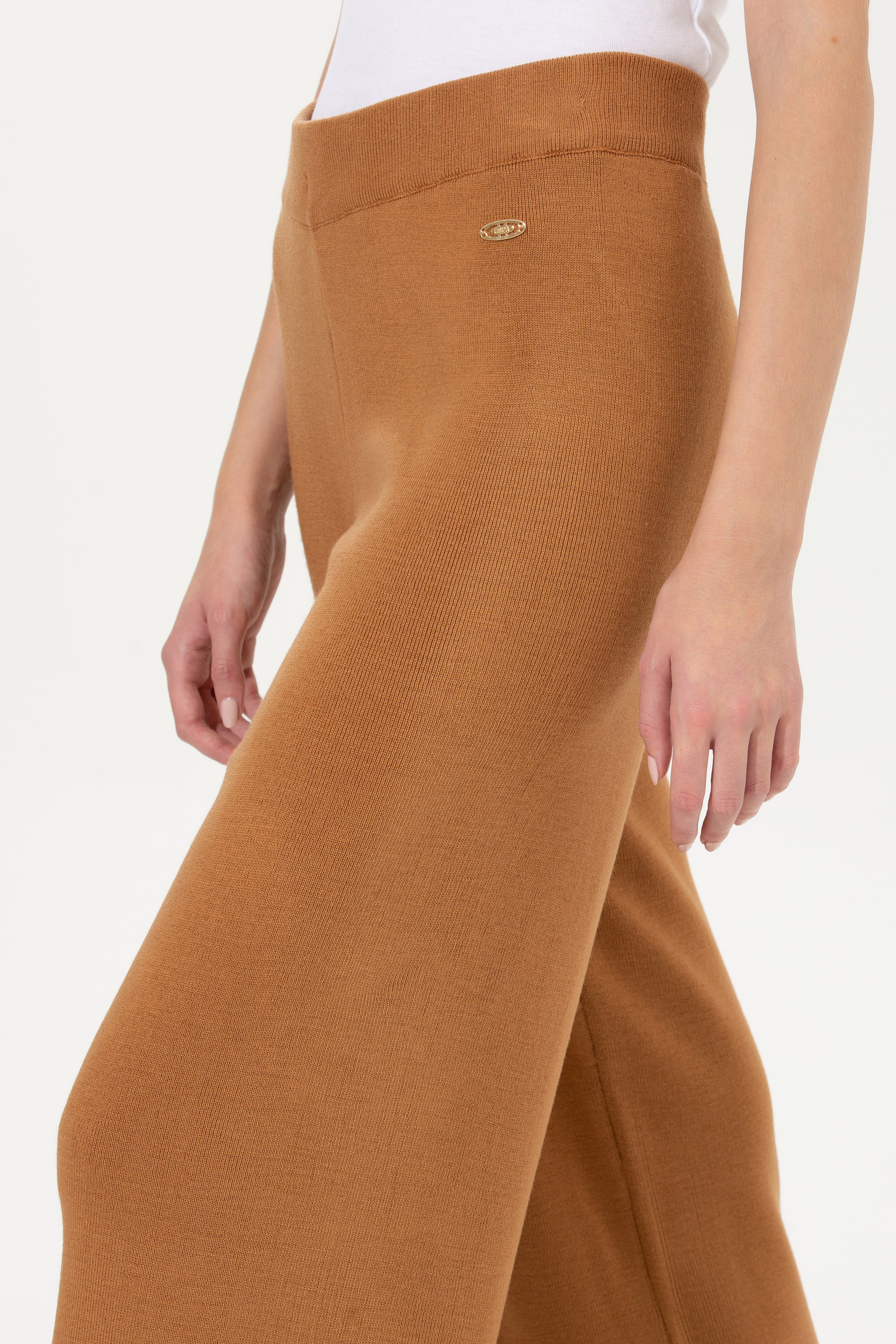 Kadın Camel Melanj Loose Fit Triko Pantolon - Image 4