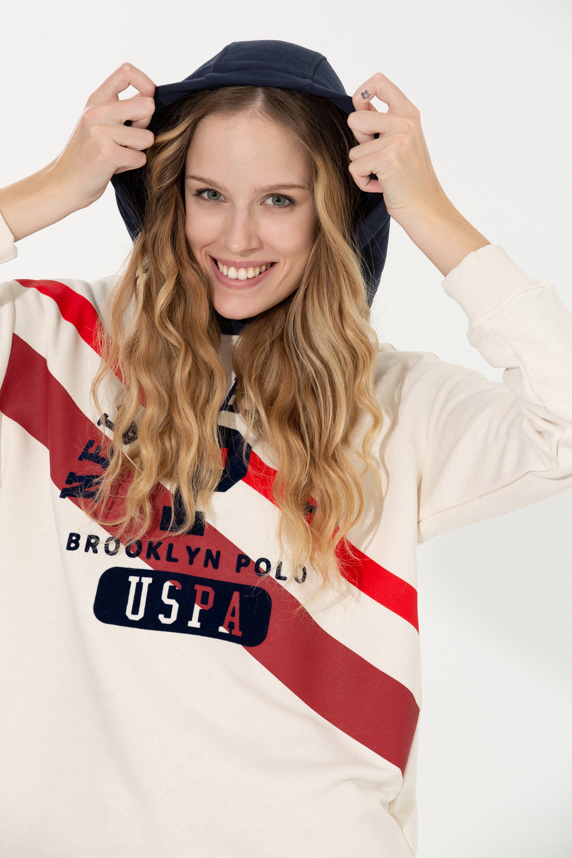 Kadın Ekru Kapüşonlu Sweatshirt - Image 2