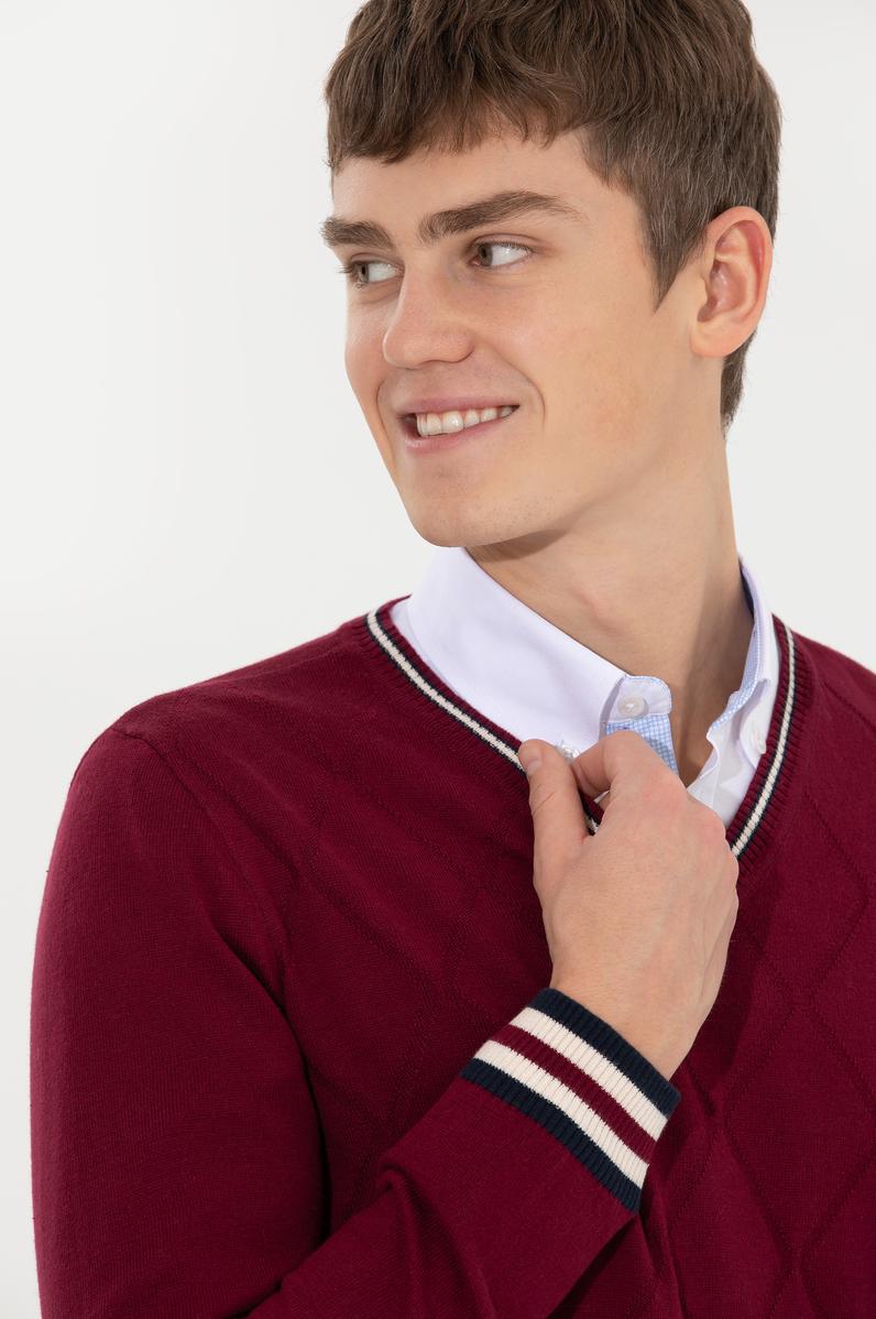 Erkek Bordo V Yaka Triko Kazak