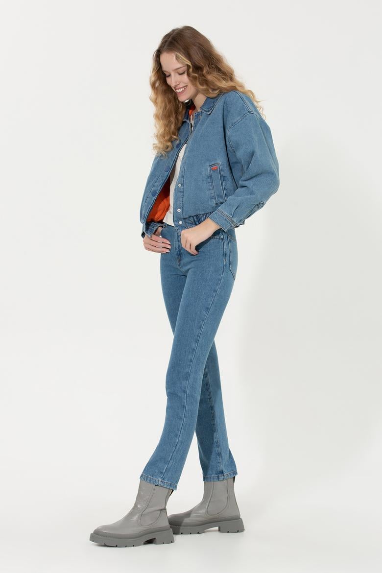 Kadın Açık Mavi Jean Pantolon - 50254369004