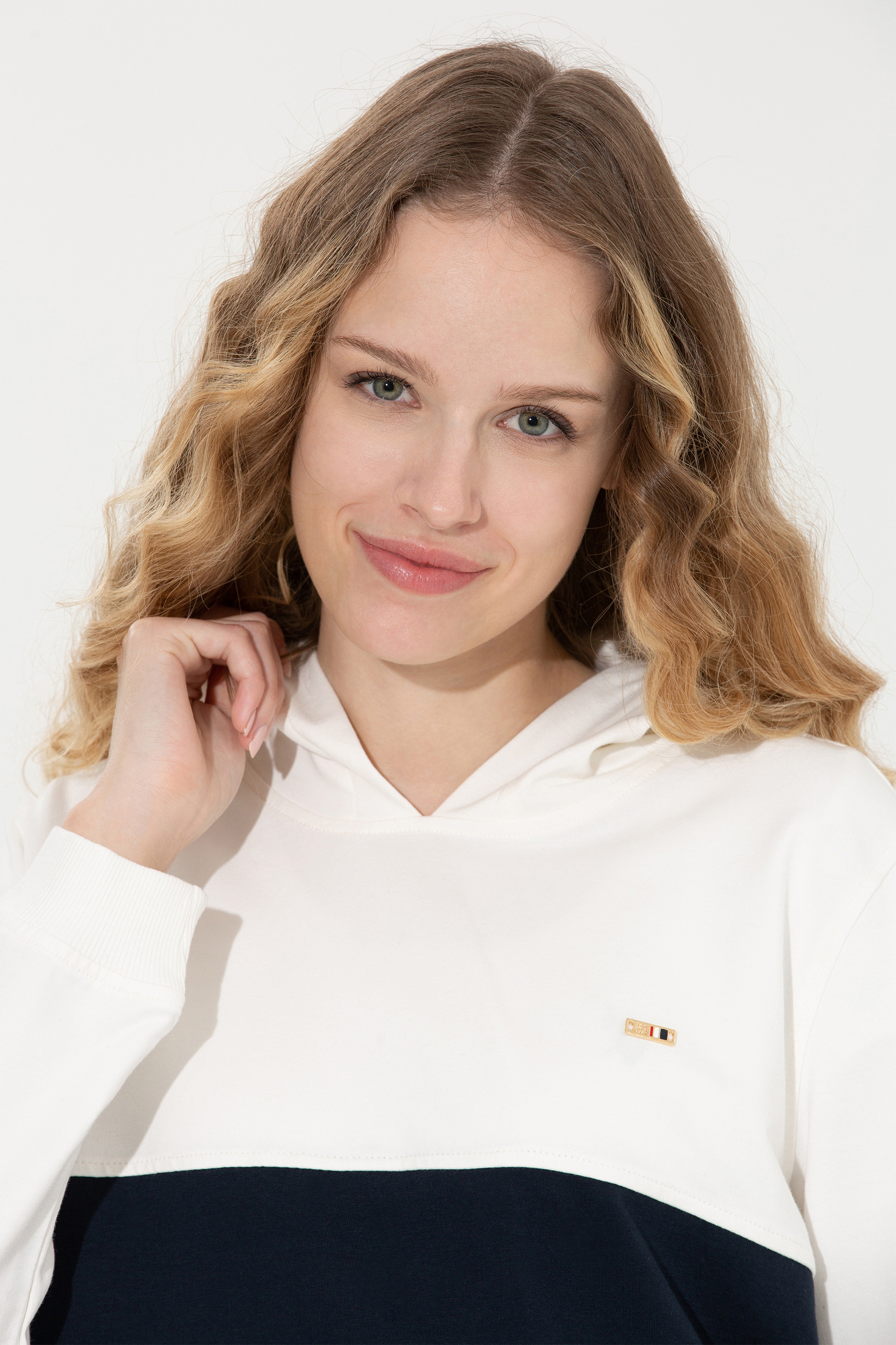 Kadın Vİşne Kapüşonlu Sweatshirt - Image 2