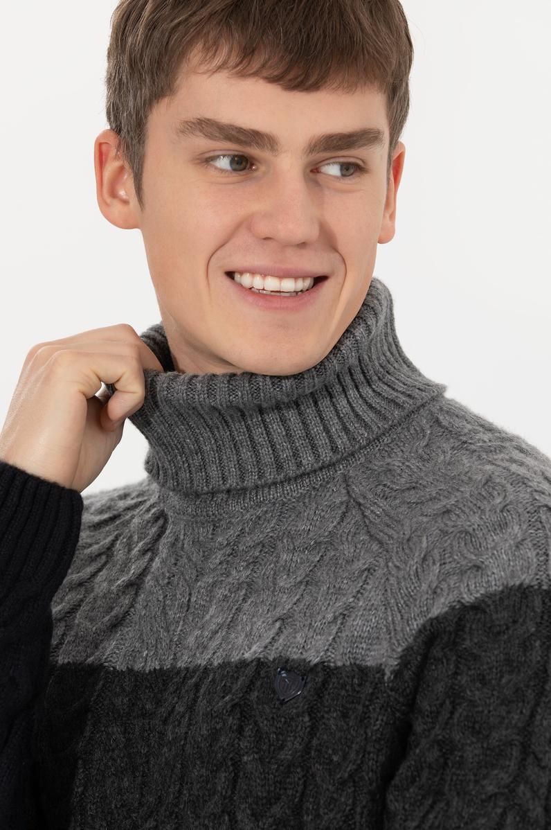 Erkek Lacivert Kazak