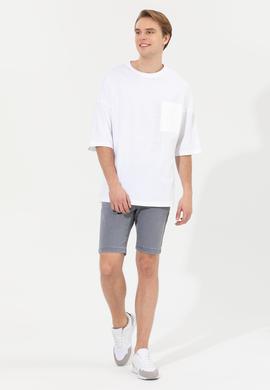 Erkek Beyaz Oversize Bisiklet Yaka Tişört - 50246385007