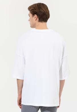 Erkek Beyaz Oversize Bisiklet Yaka Tişört - 50246385007