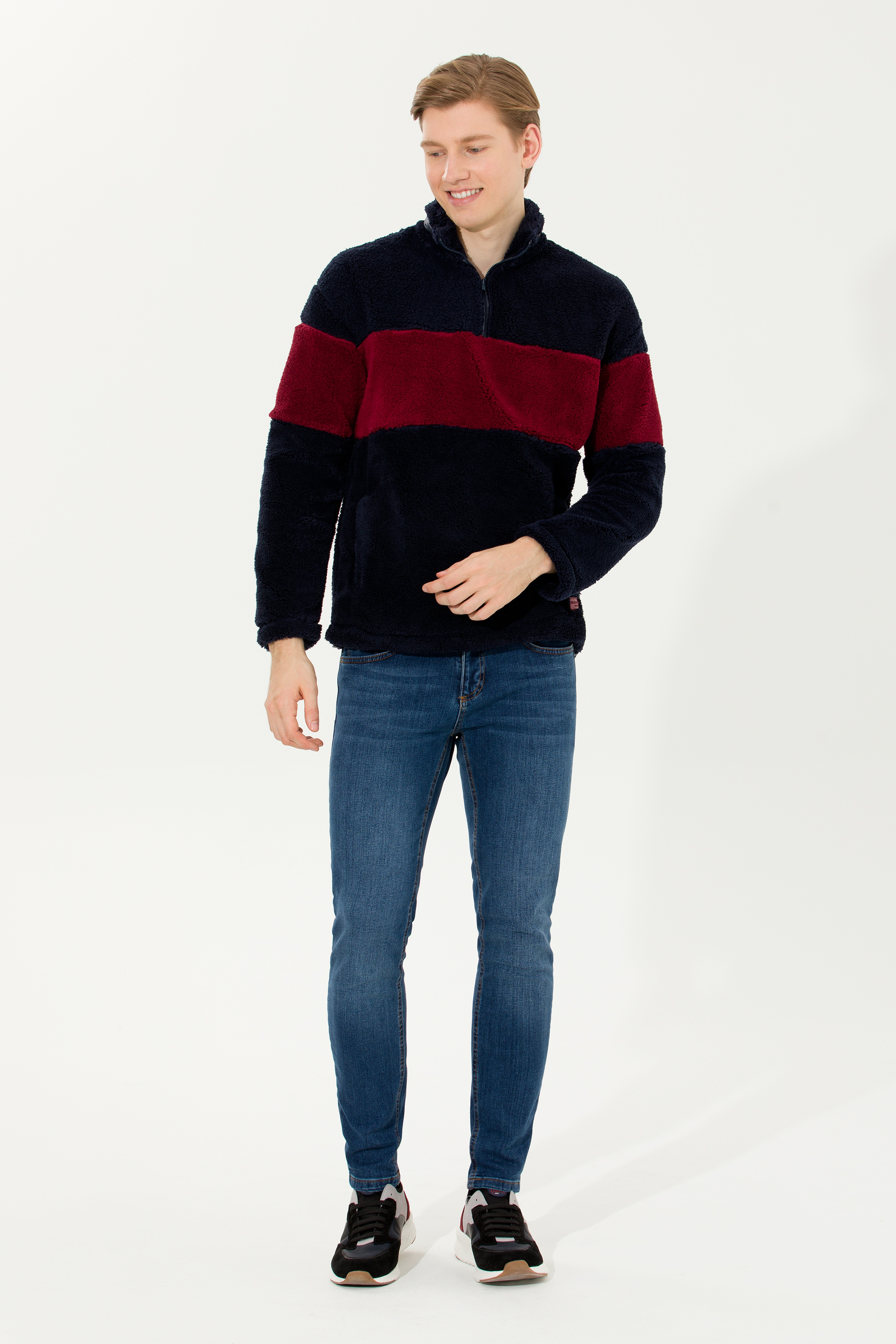 Erkek Lacivert Dik Yaka Sweatshirt