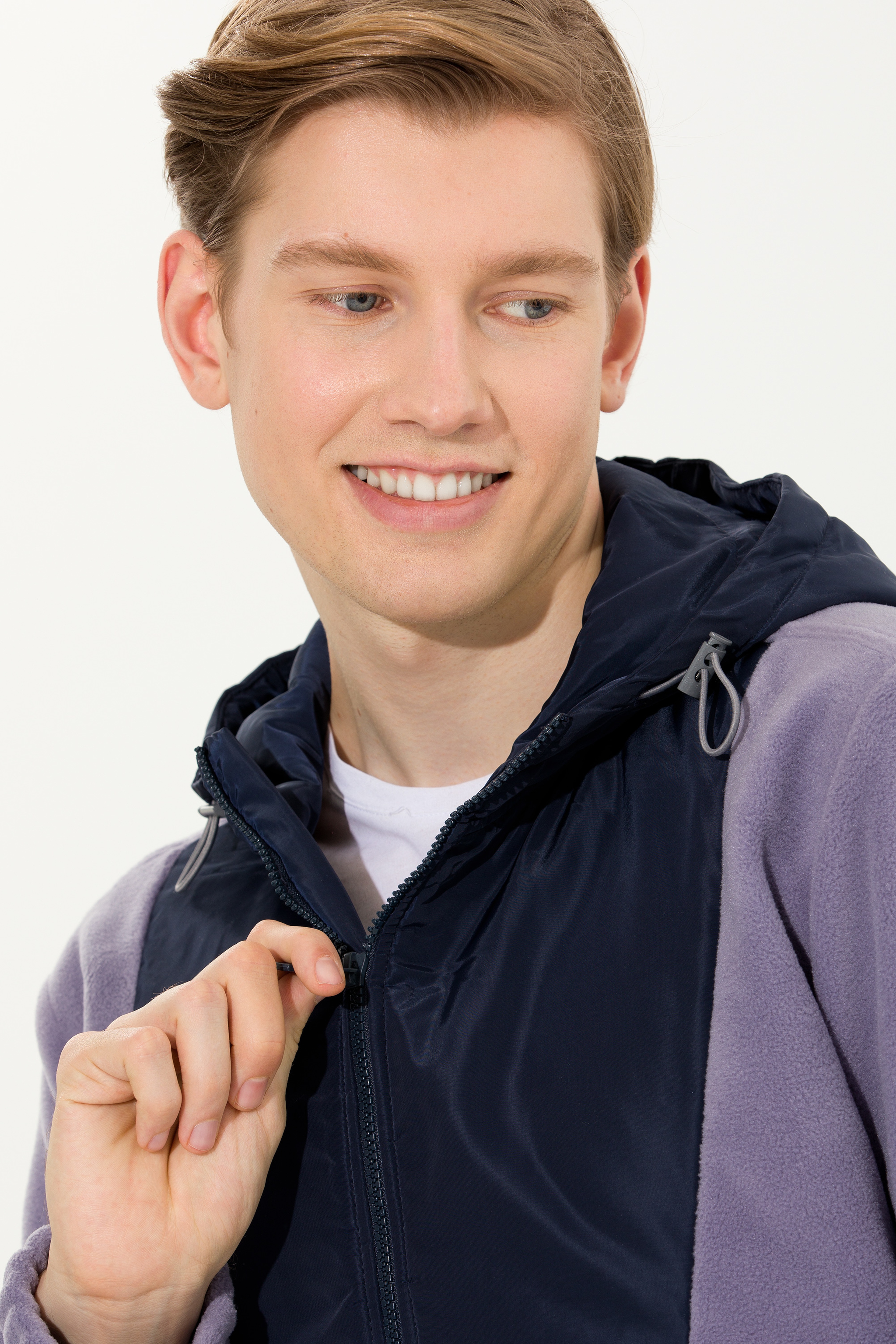 Erkek Gri Kapüşonlu Sweatshirt - Image 2