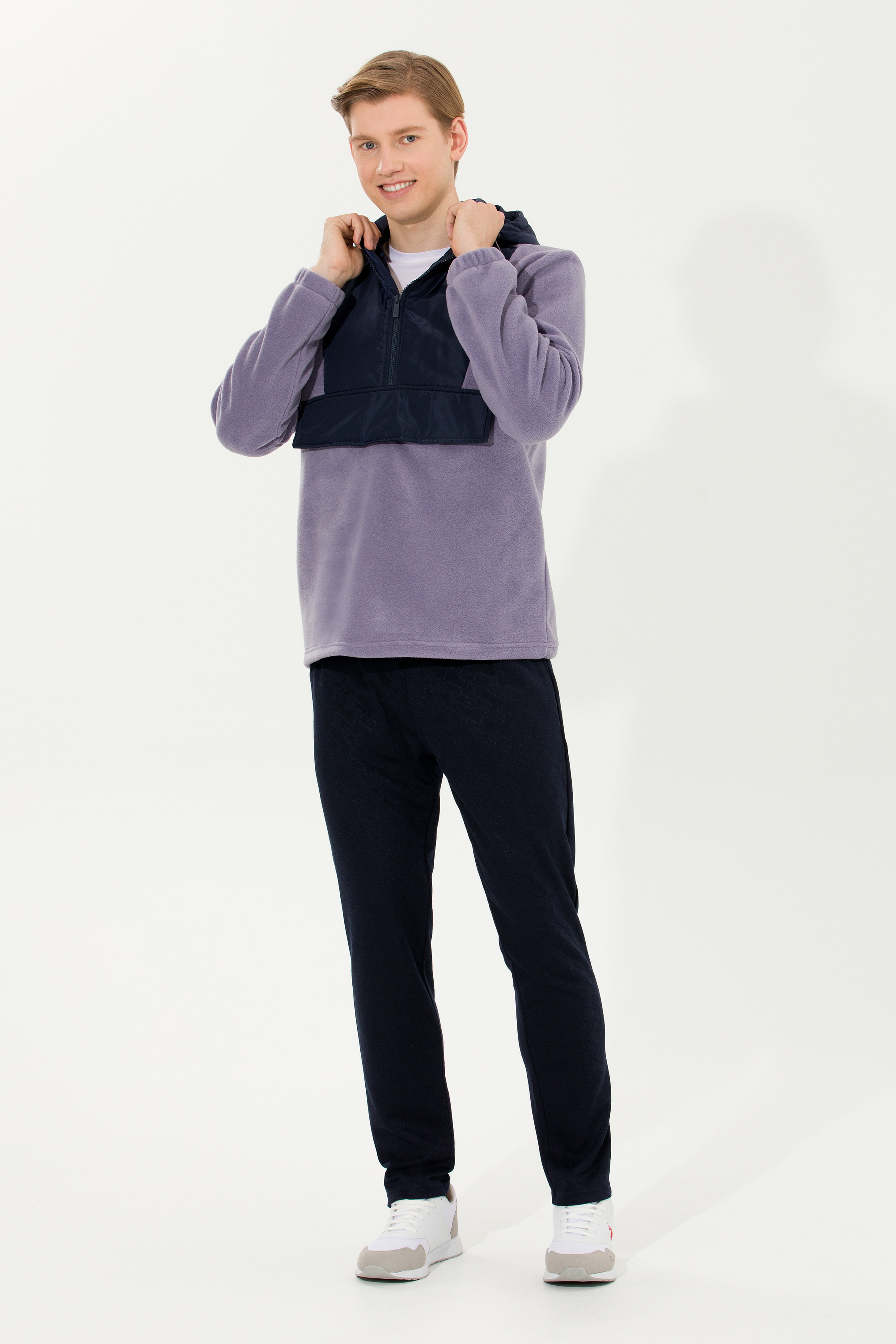 Erkek Gri Kapüşonlu Sweatshirt - Image 4