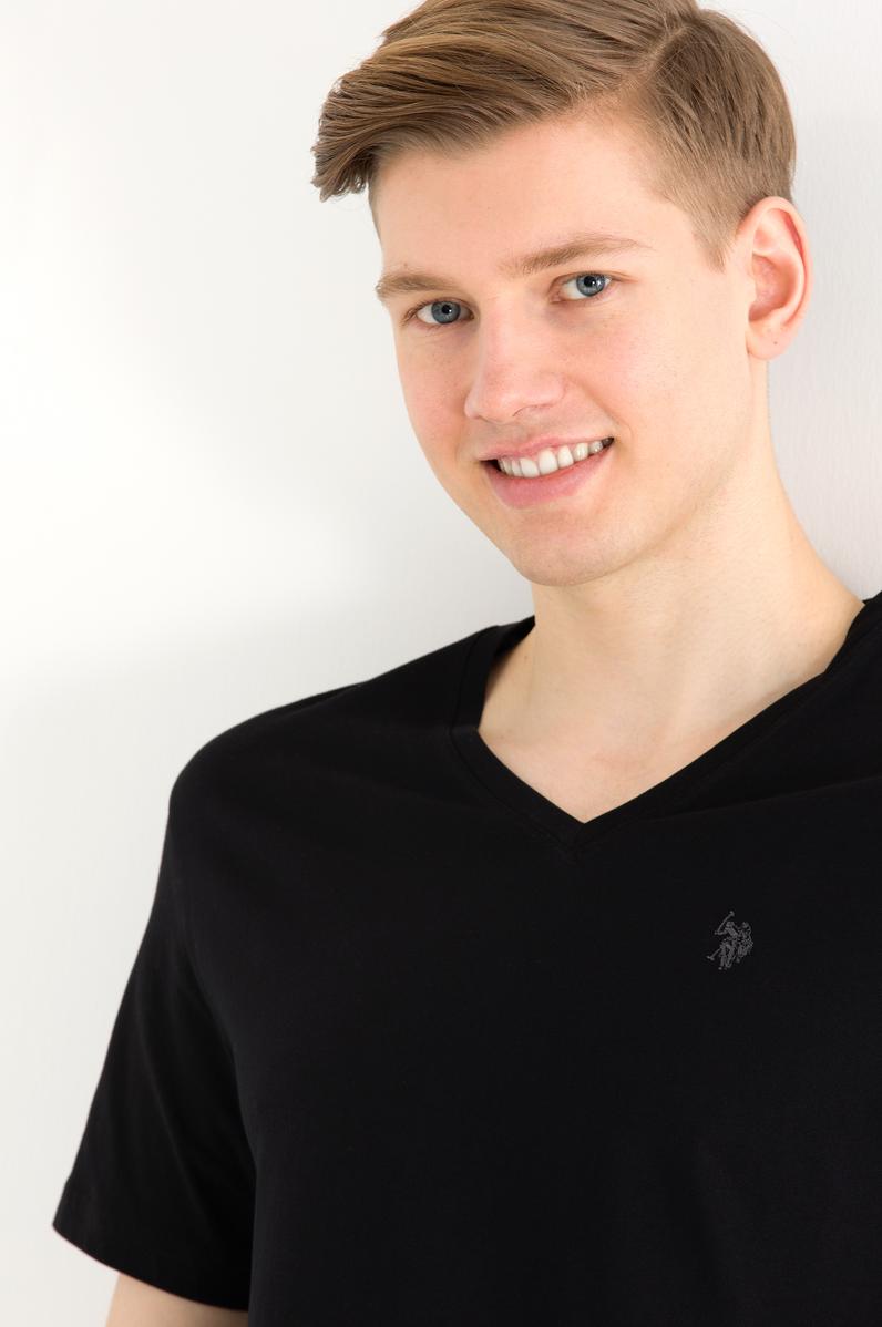 Erkek Siyah Basic V Yaka Tişört