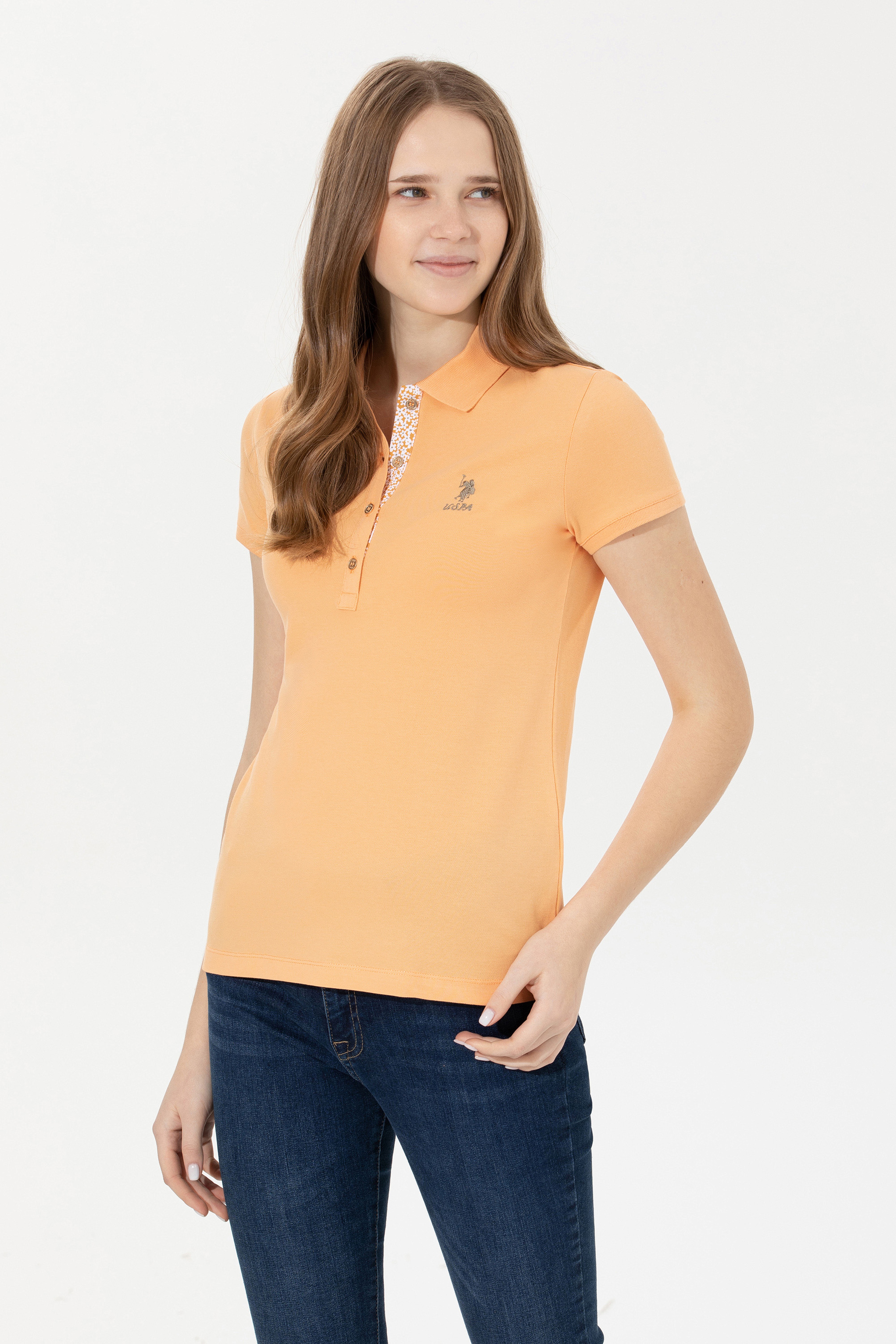Kadın Turuncu Basic Polo Yaka Tişört - Image 1