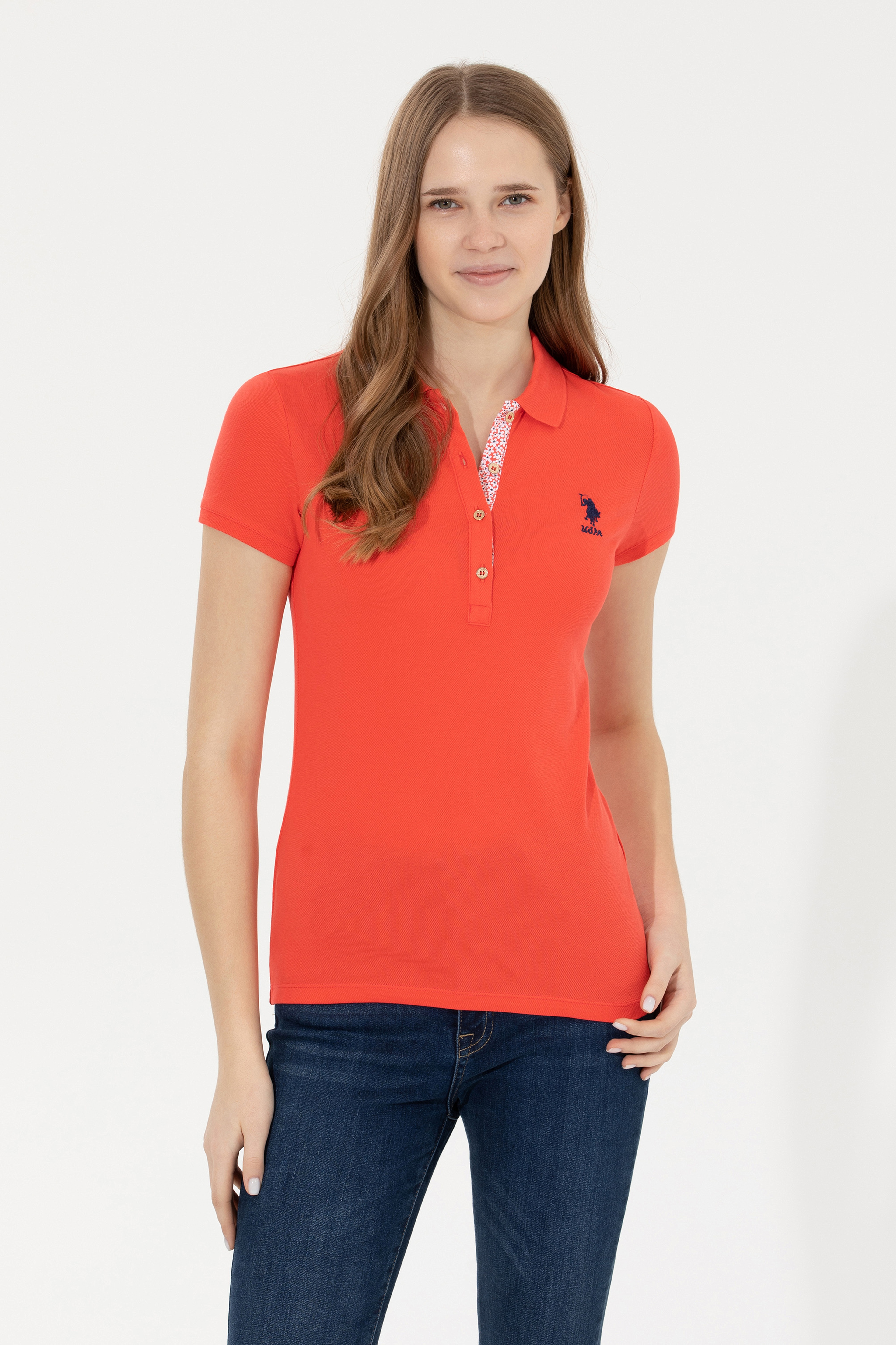 Kadın Kırmızı Basic Polo Yaka Tişört - Image 3