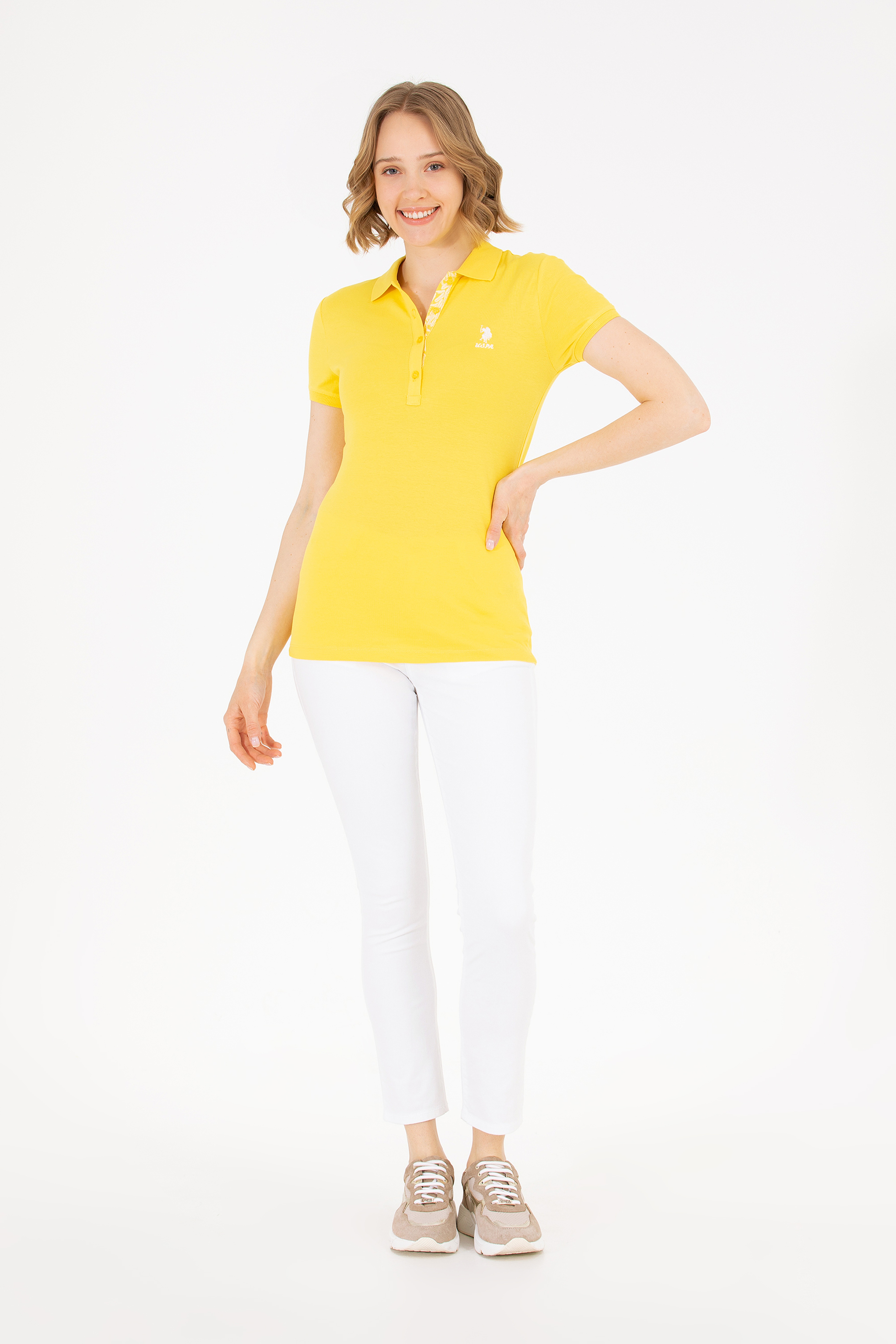 Kadın Sarı Basic Polo Yaka Tişört - Image 4