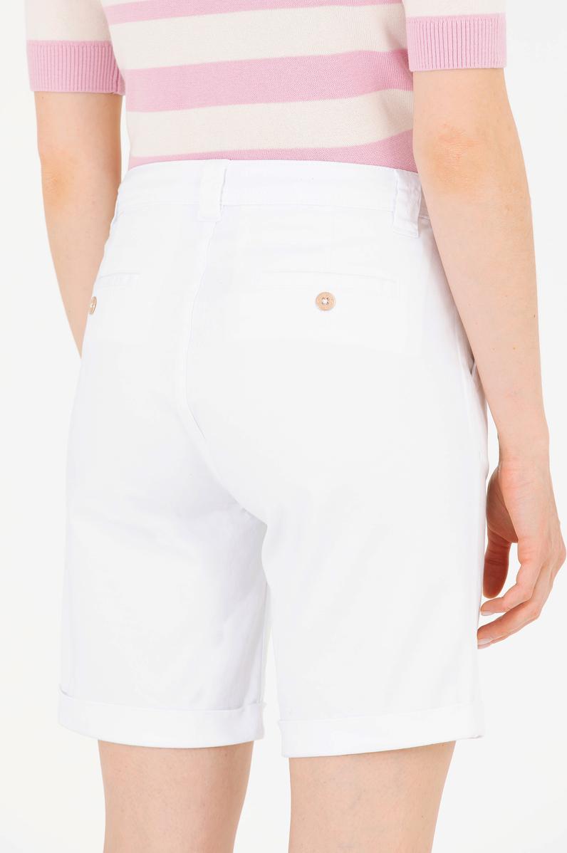 Kadın Beyaz Dokuma Şort