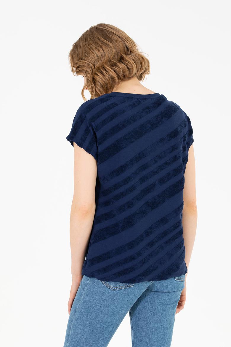 Kadın Lacivert Bisiklet Yaka Tişört - 50262552007