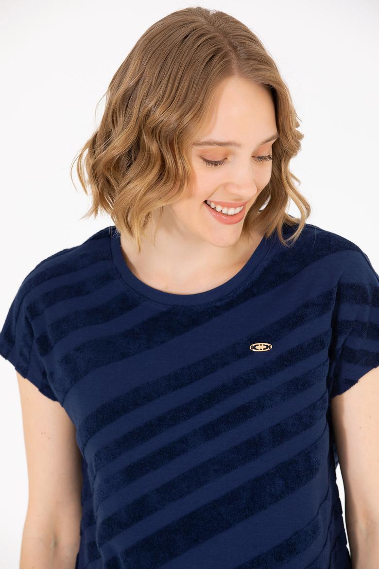 Kadın Lacivert Bisiklet Yaka Tişört - 50262552007