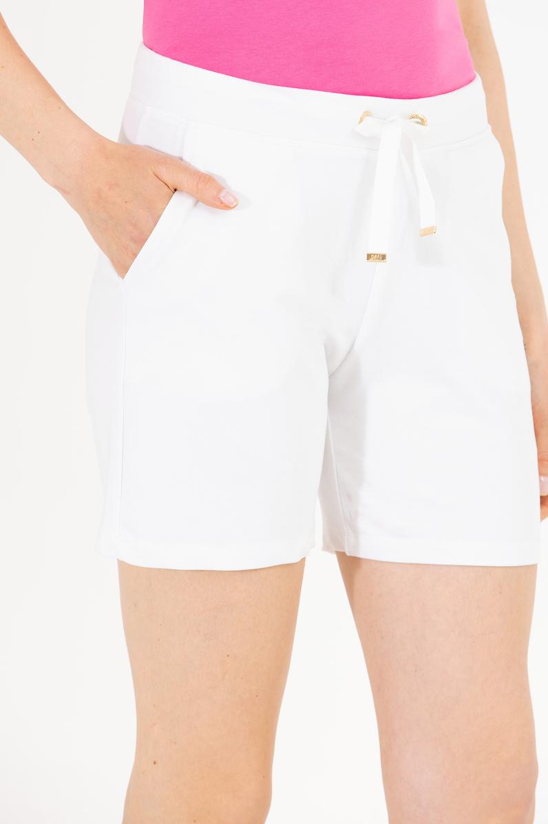 Kadın Beyaz Örme Şort