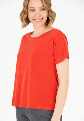 Kadın Kırmızı Bisiklet Yaka Tişört - 50264185019