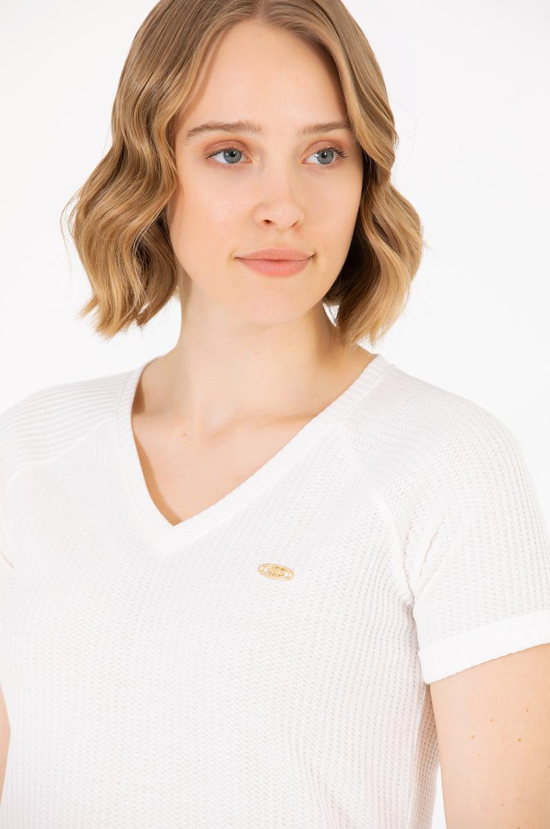 Kadın Ekru V Yaka Tişört