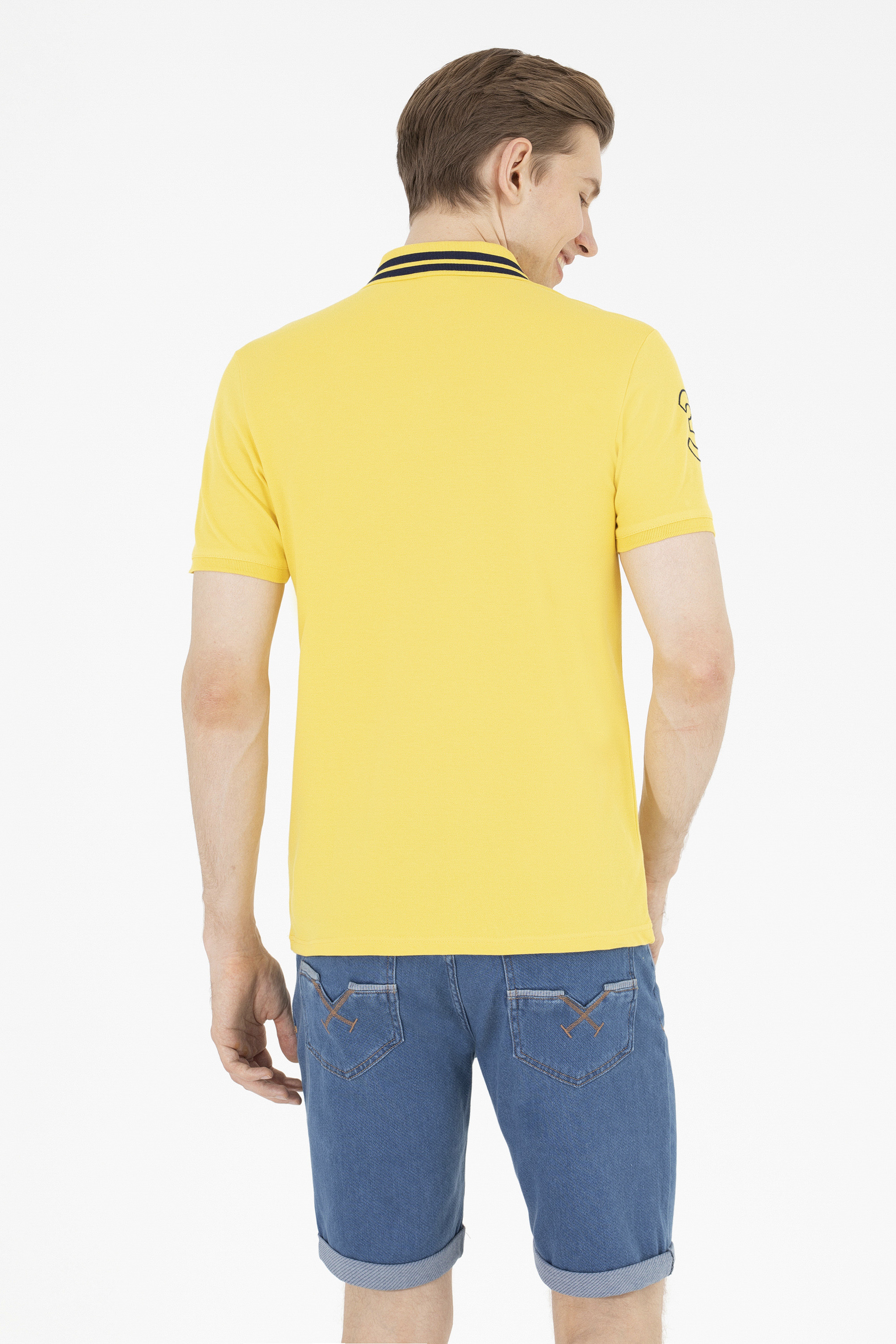 Erkek Koyu Sarı Basic Polo Yaka Tişört - Image 5