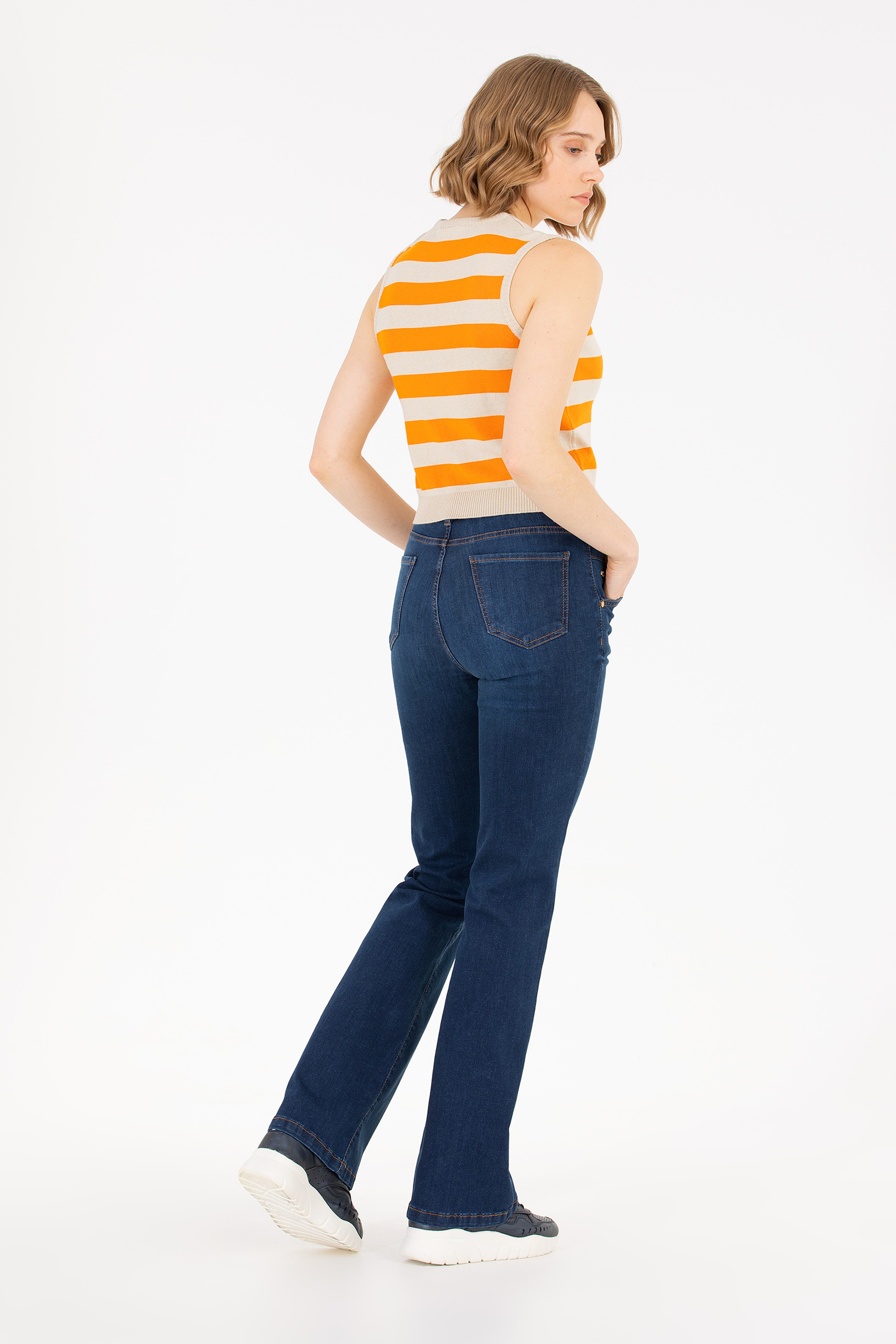 Kadın Koyu Mavi Slim Flare Fit Jean Pantolon