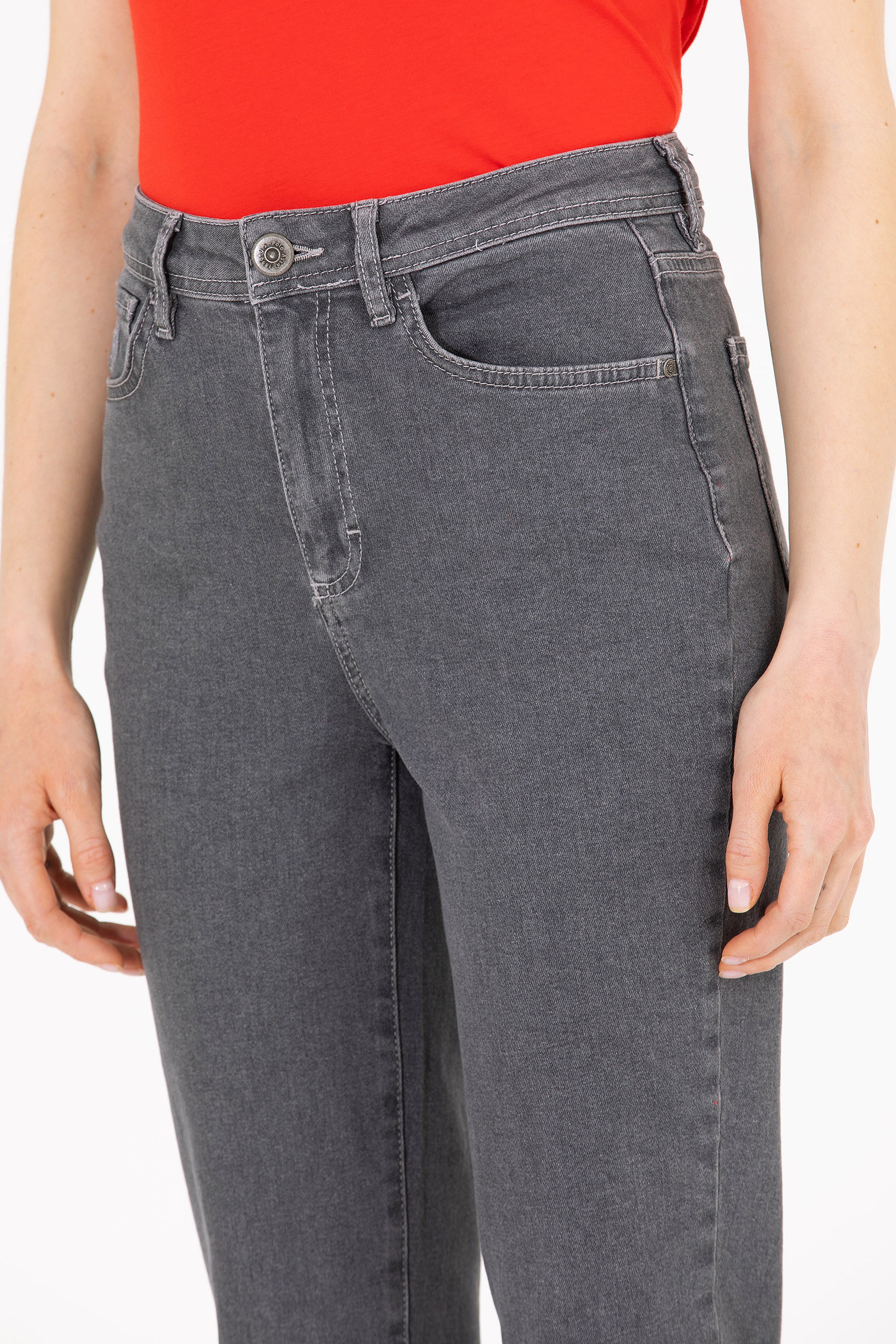 Kadın Gri Mom Fit Jean Pantolon - Image 6