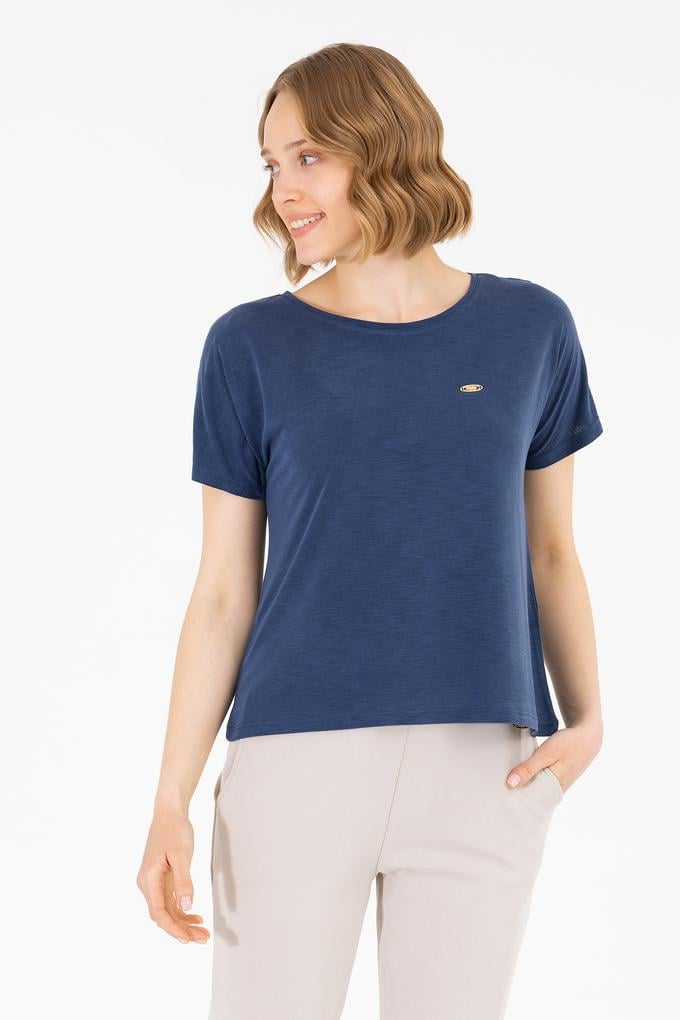 Kadın Lacivert Bisiklet Yaka Tişört