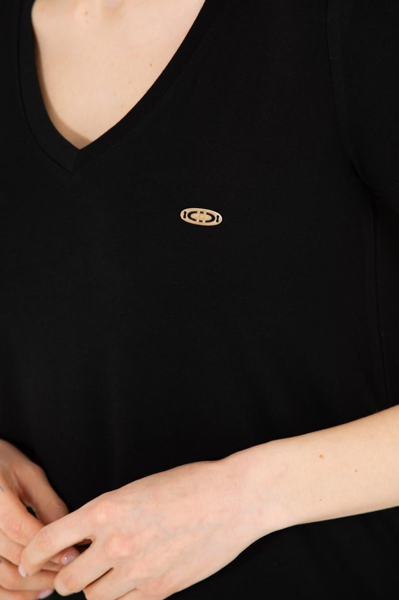 Kadın Siyah V Yaka Basic Tişört