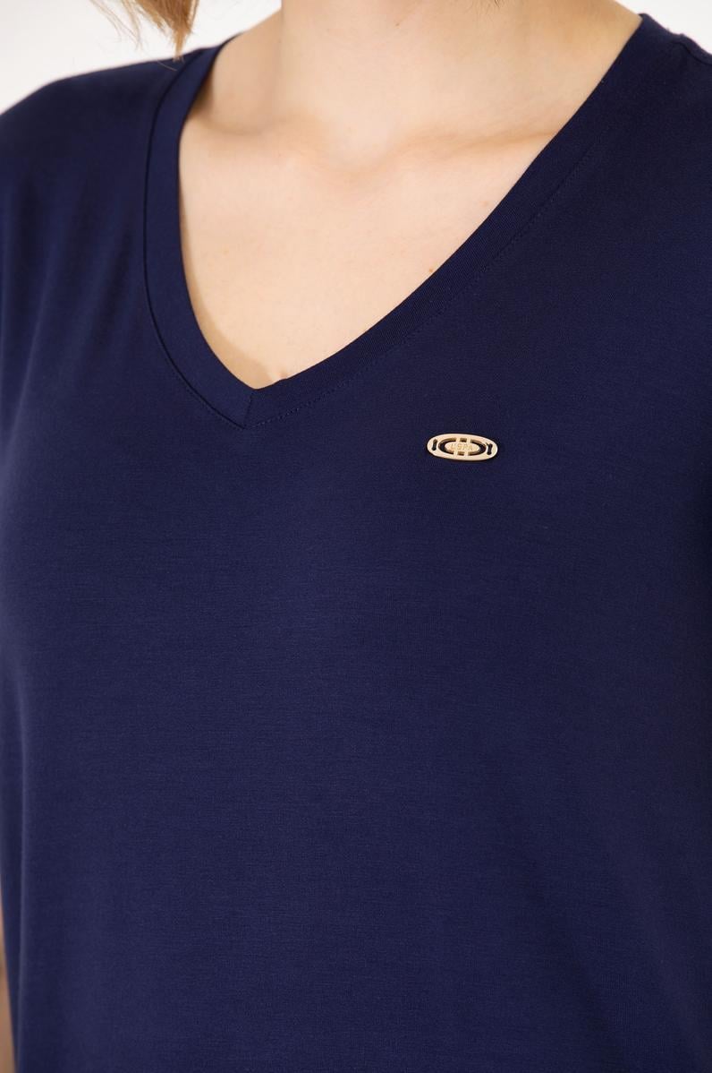 Kadın Lacivert V Yaka Basic Tişört