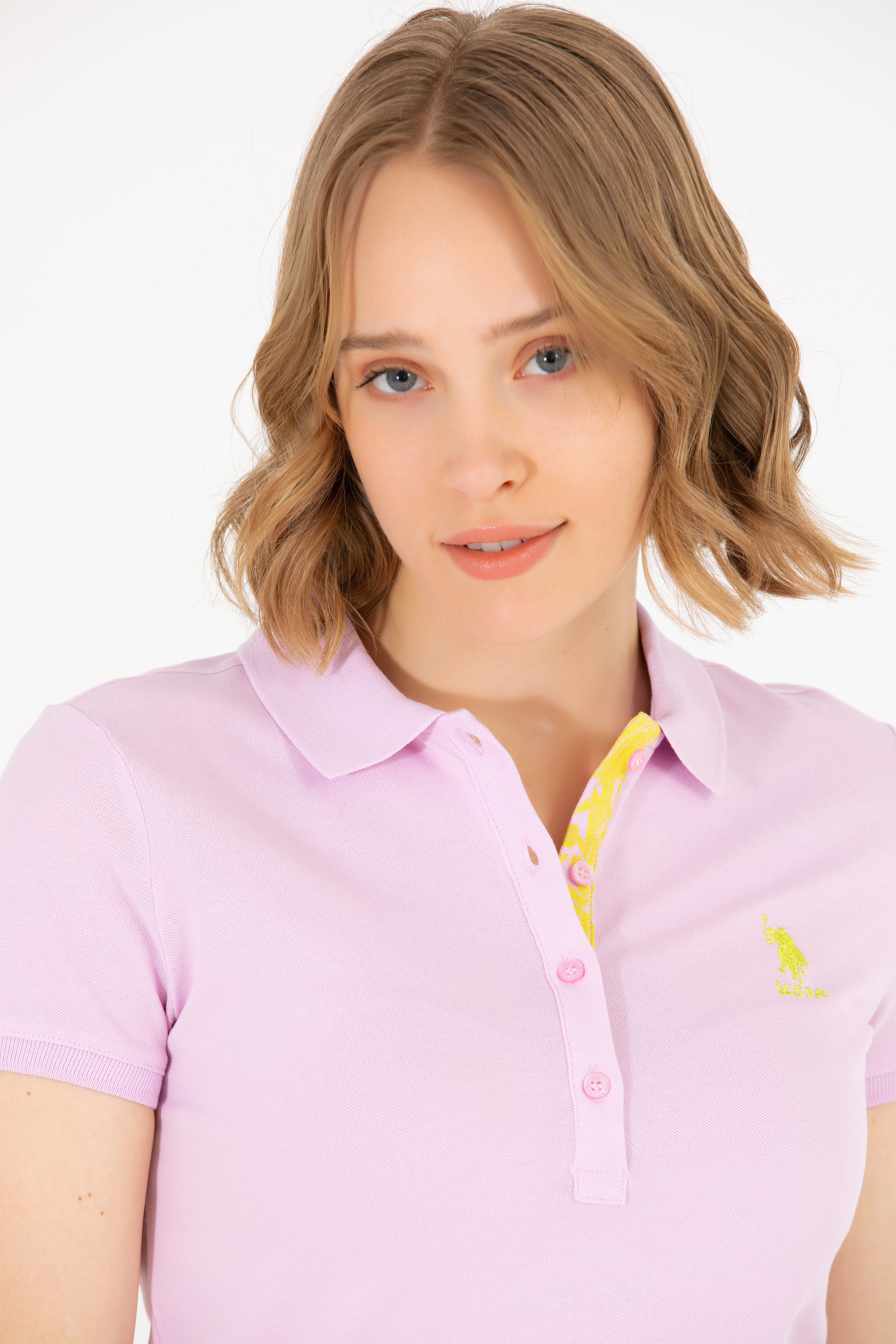 Kadın Manolya Basic Polo Yaka Tişört - Image 3