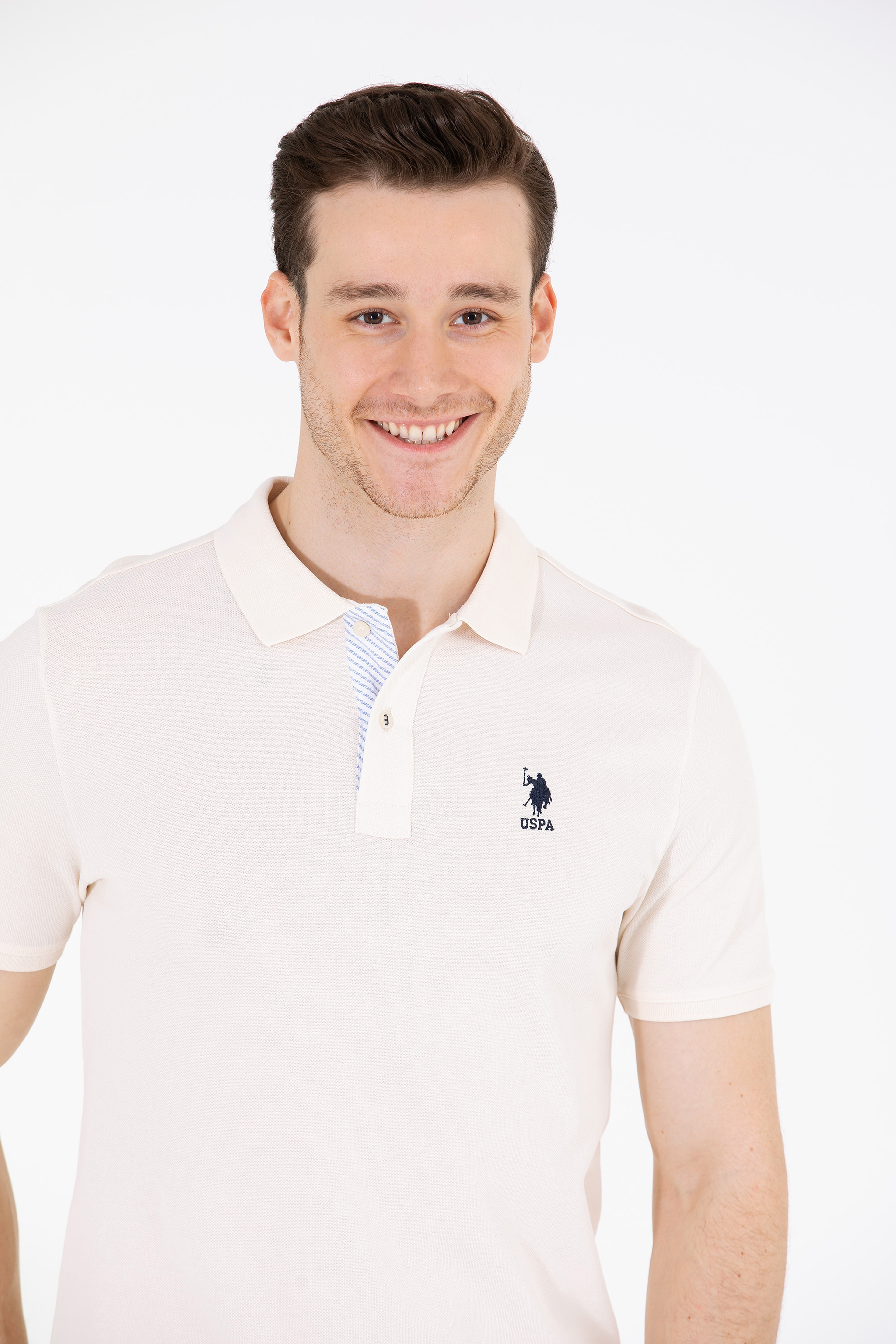 Erkek Krem Basic Polo Yaka Tişört - Image 3