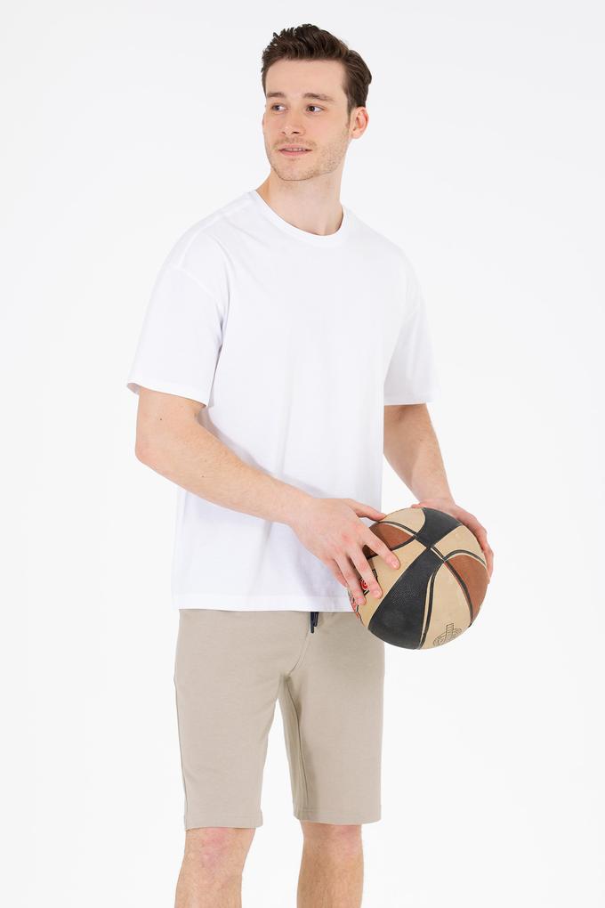 Erkek Beyaz Oversize Bisiklet Yaka Tişört