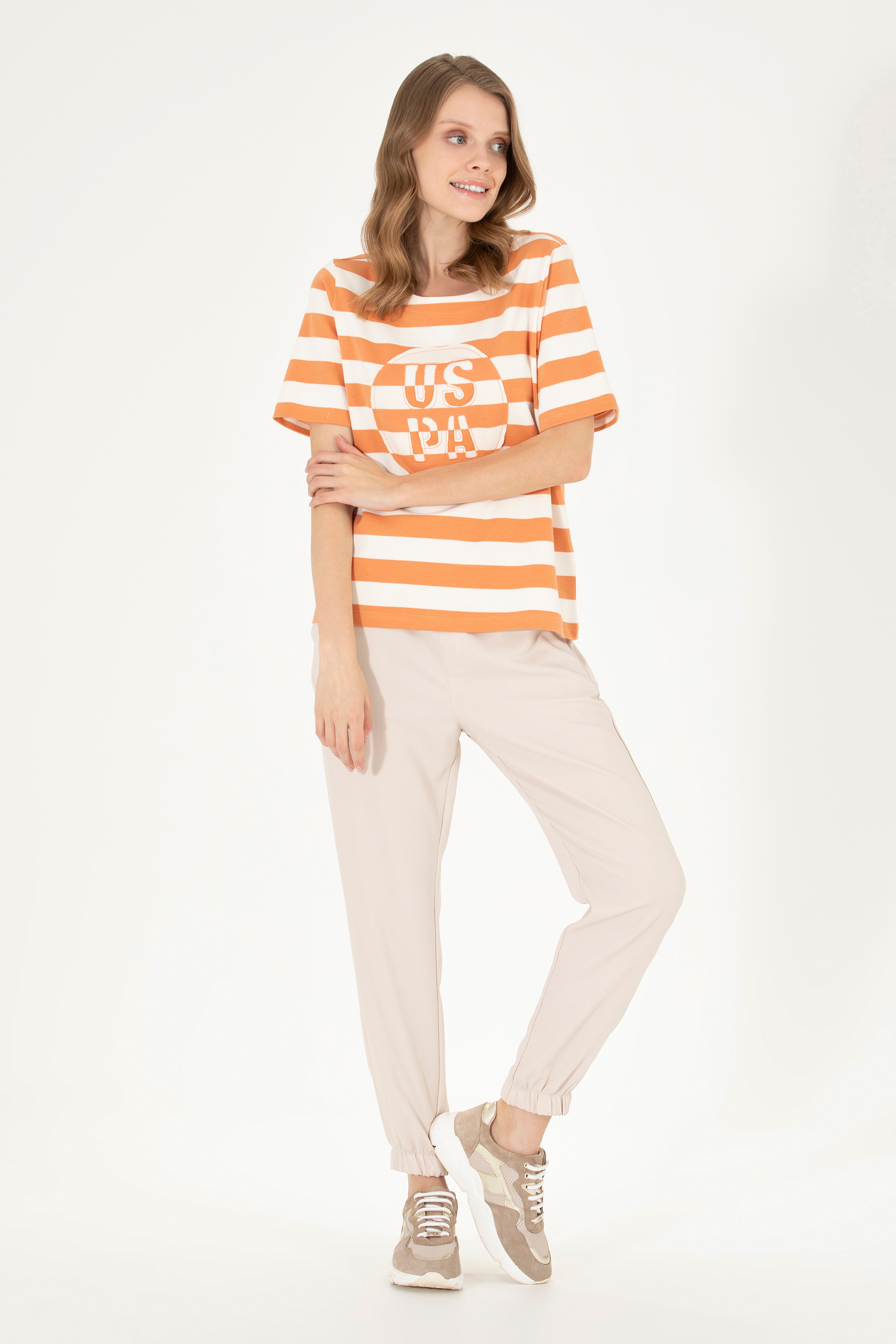 Kadın Bej Jogger Fit Pantolon - Image 1
