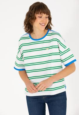 Kadın Yeşil Bisiklet Yaka Tişört - 50262482005