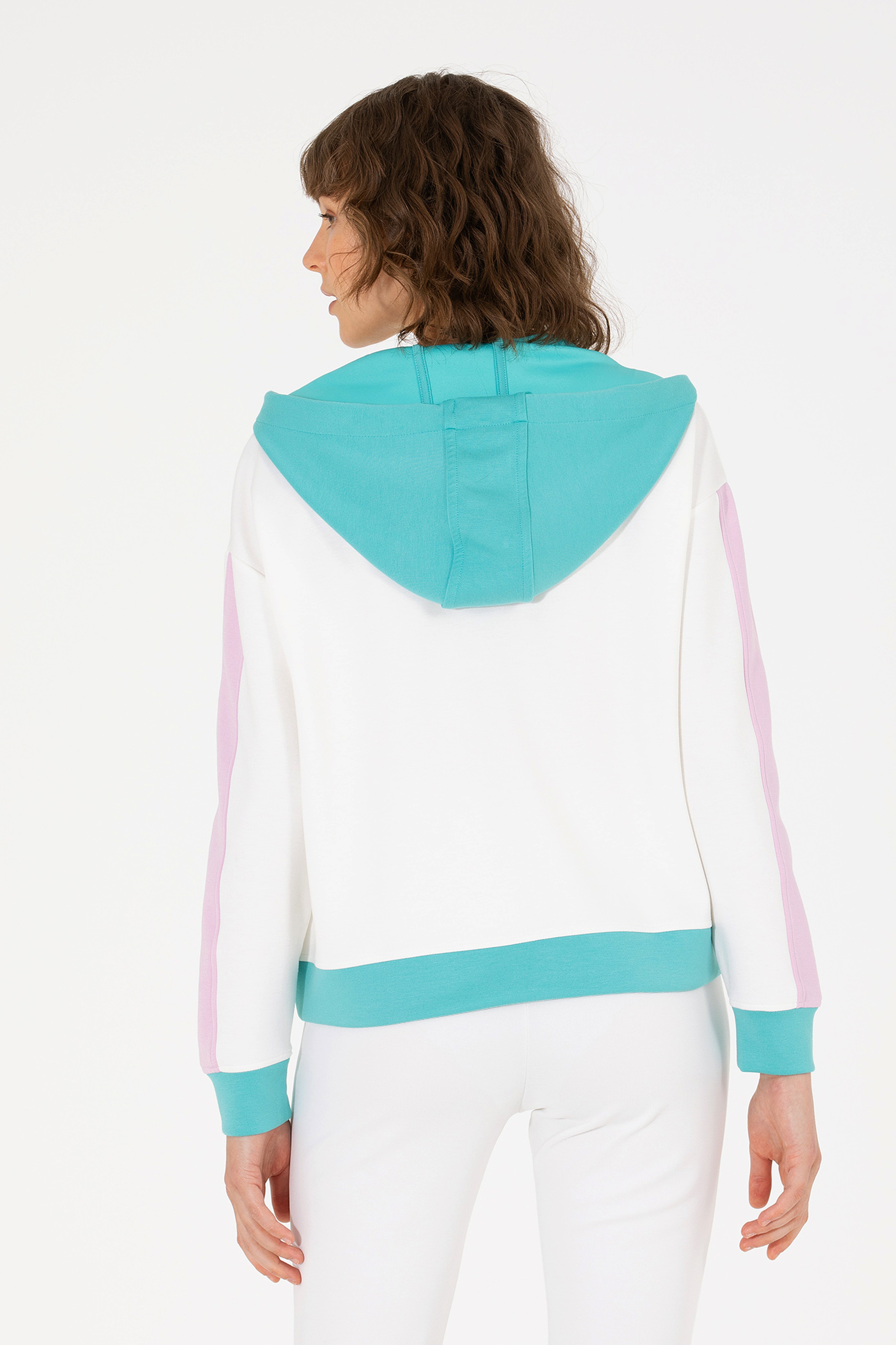 Kadın Krem Kapüşonlu Sweatshirt - Image 5