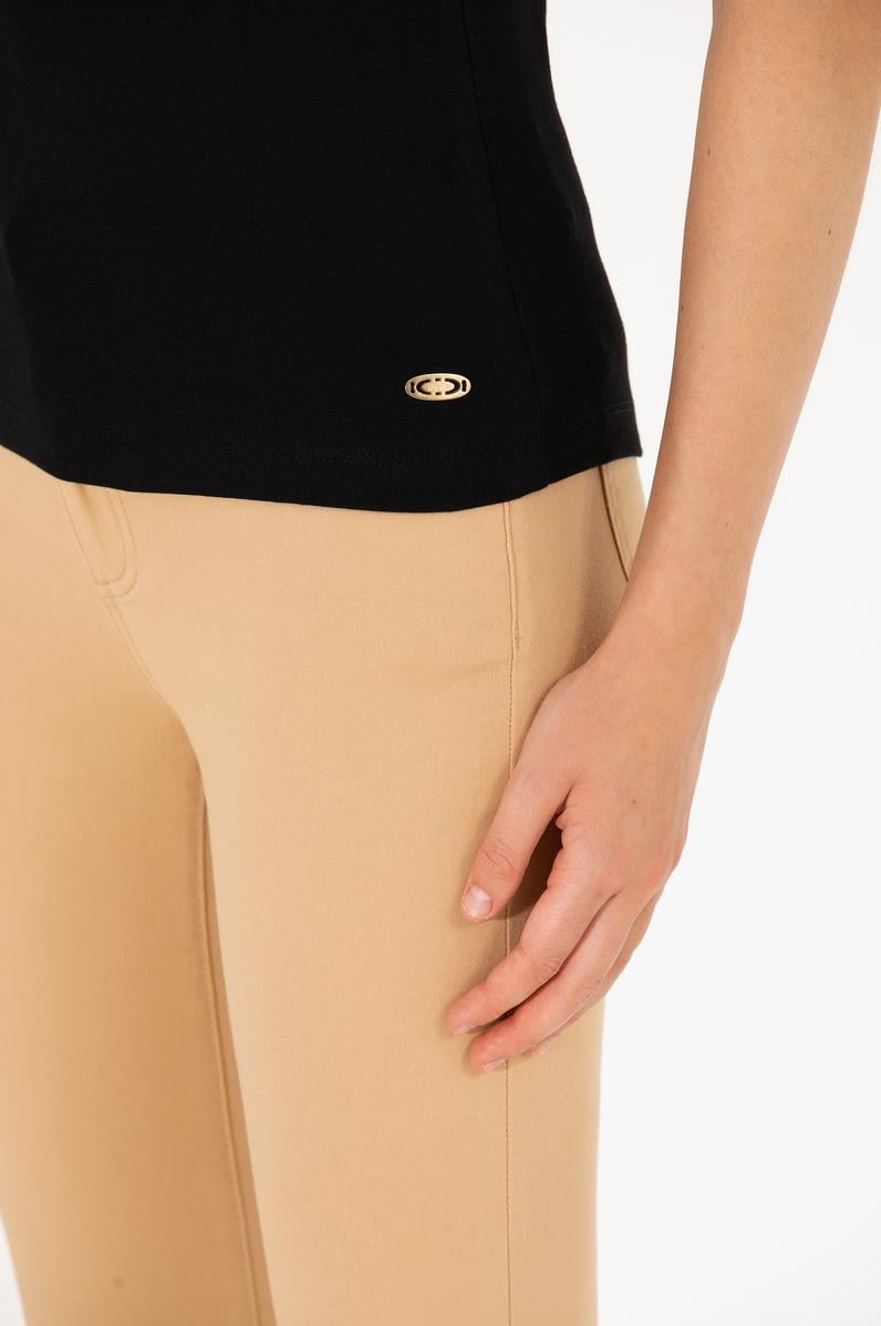 Kadın Siyah Bisiklet Yaka Kolsuz Basic Tişört