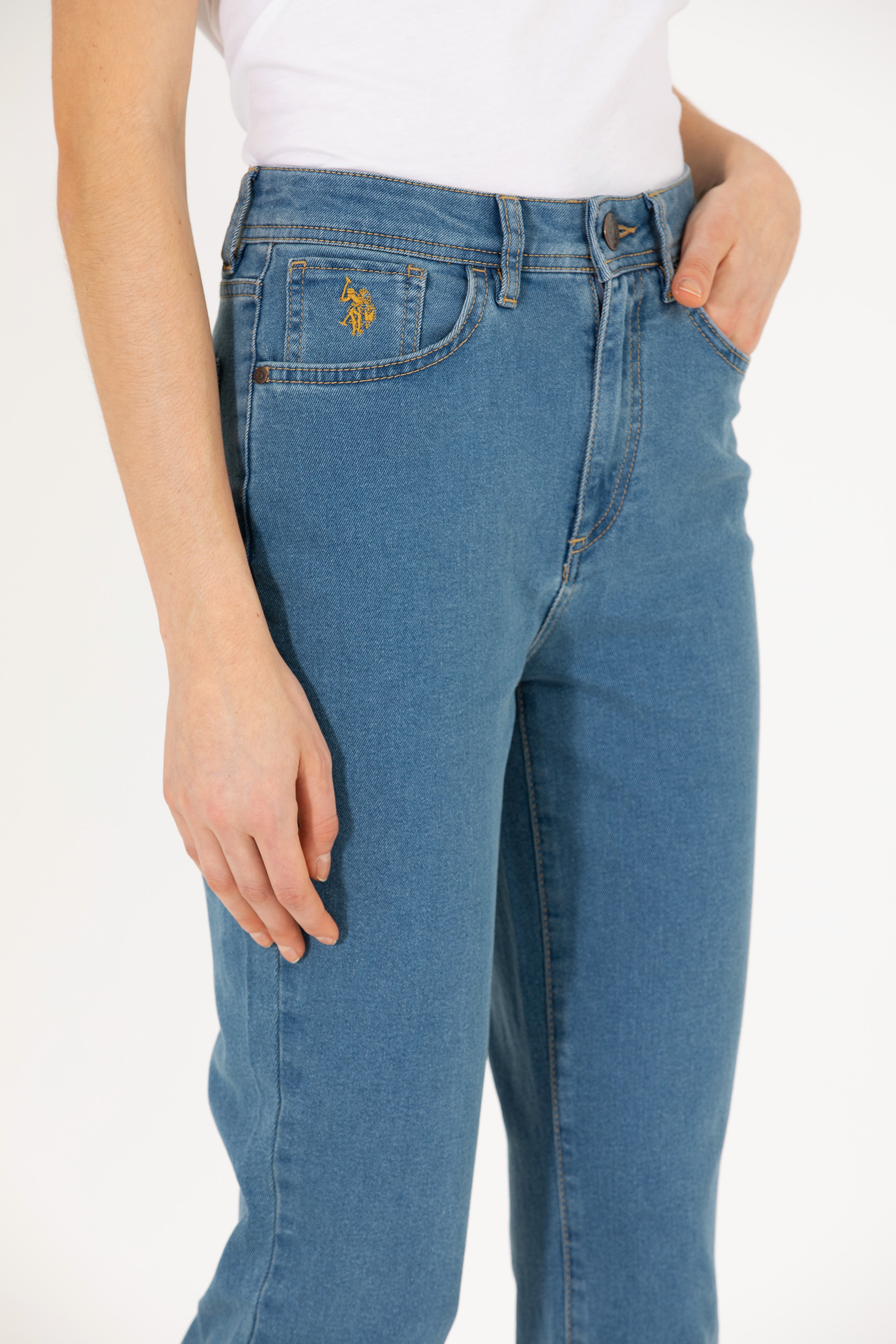 Kadın Mavi Mom Fit Jean Pantolon - Image 6