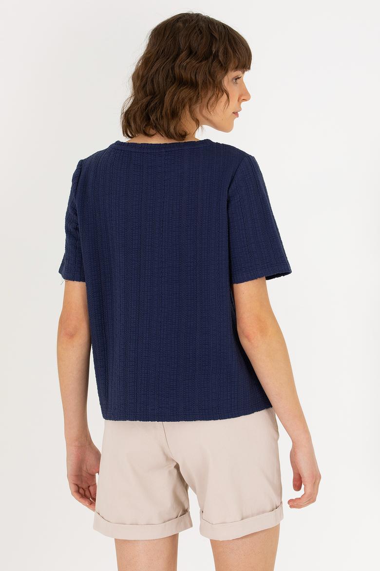 Kadın Lacivert Bisiklet Yaka Tişört - 50263757022