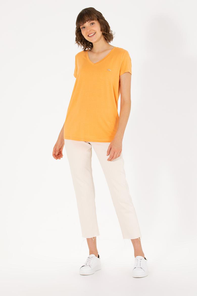Kadın Turuncu V Yaka Basic Tişört - 50262610164