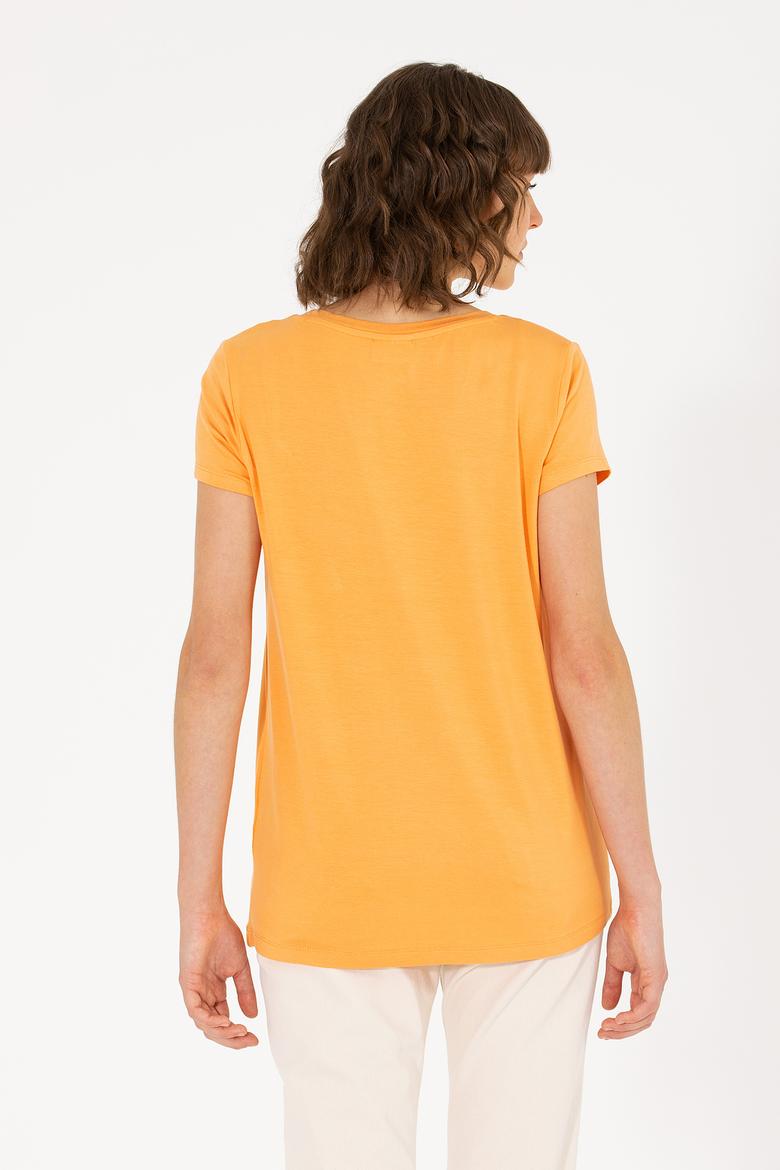 Kadın Turuncu V Yaka Basic Tişört - 50262610164