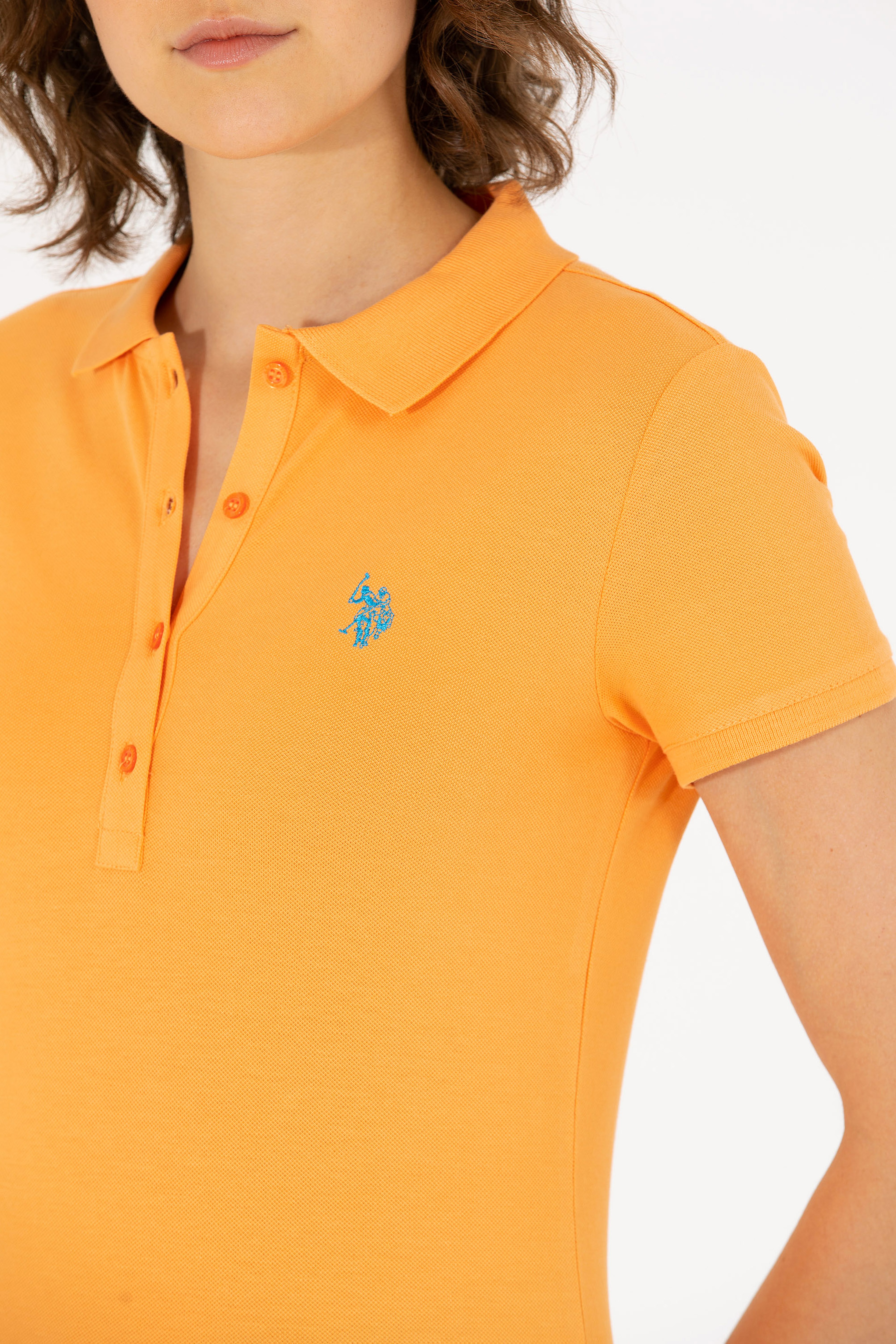 Kadın Turuncu Basic Polo Yaka Tişört - Image 7