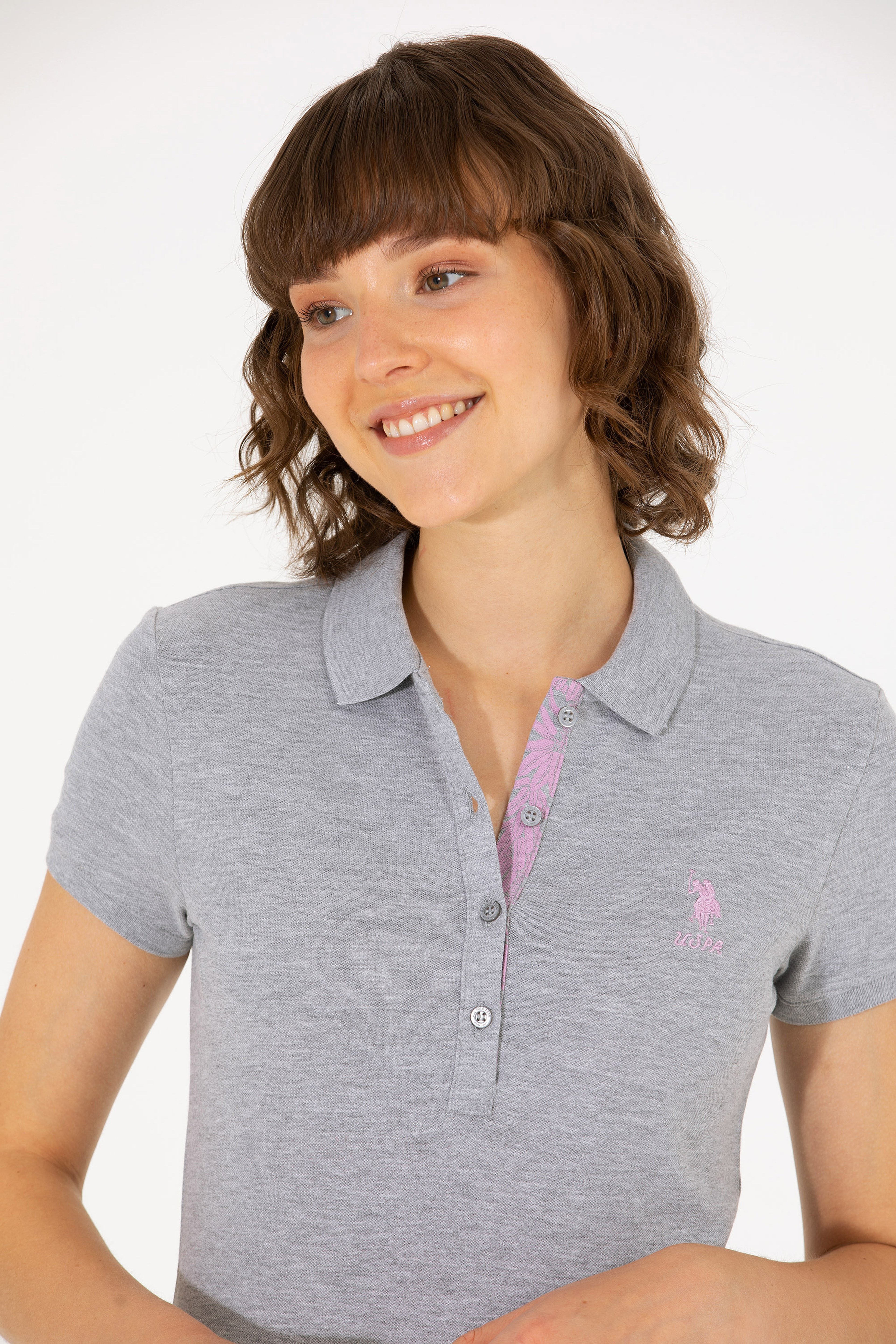 Kadın Gri Melanj Basic Polo Yaka Tişört - Image 1