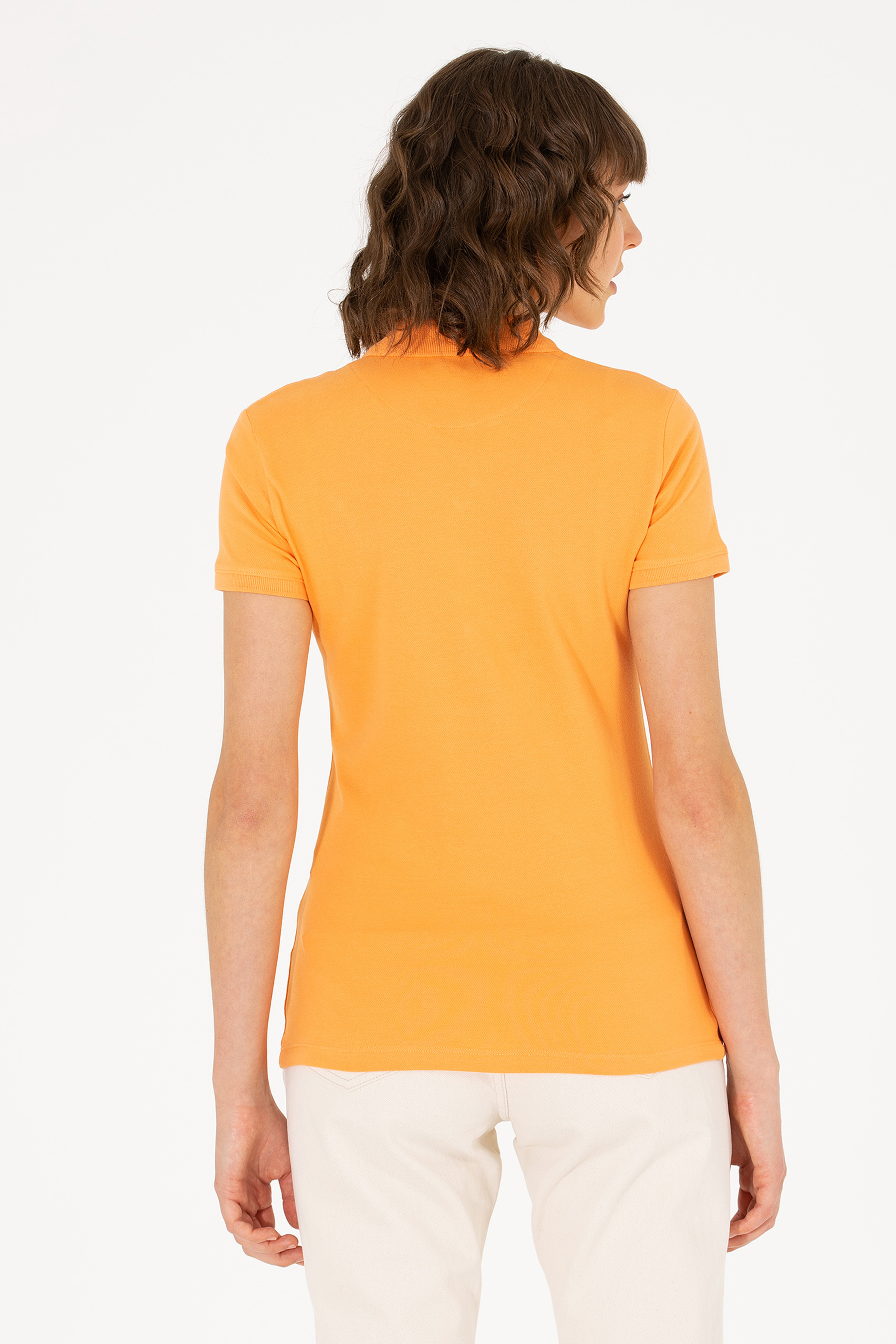 Kadın Turuncu Basic Polo Yaka Tişört - Image 5