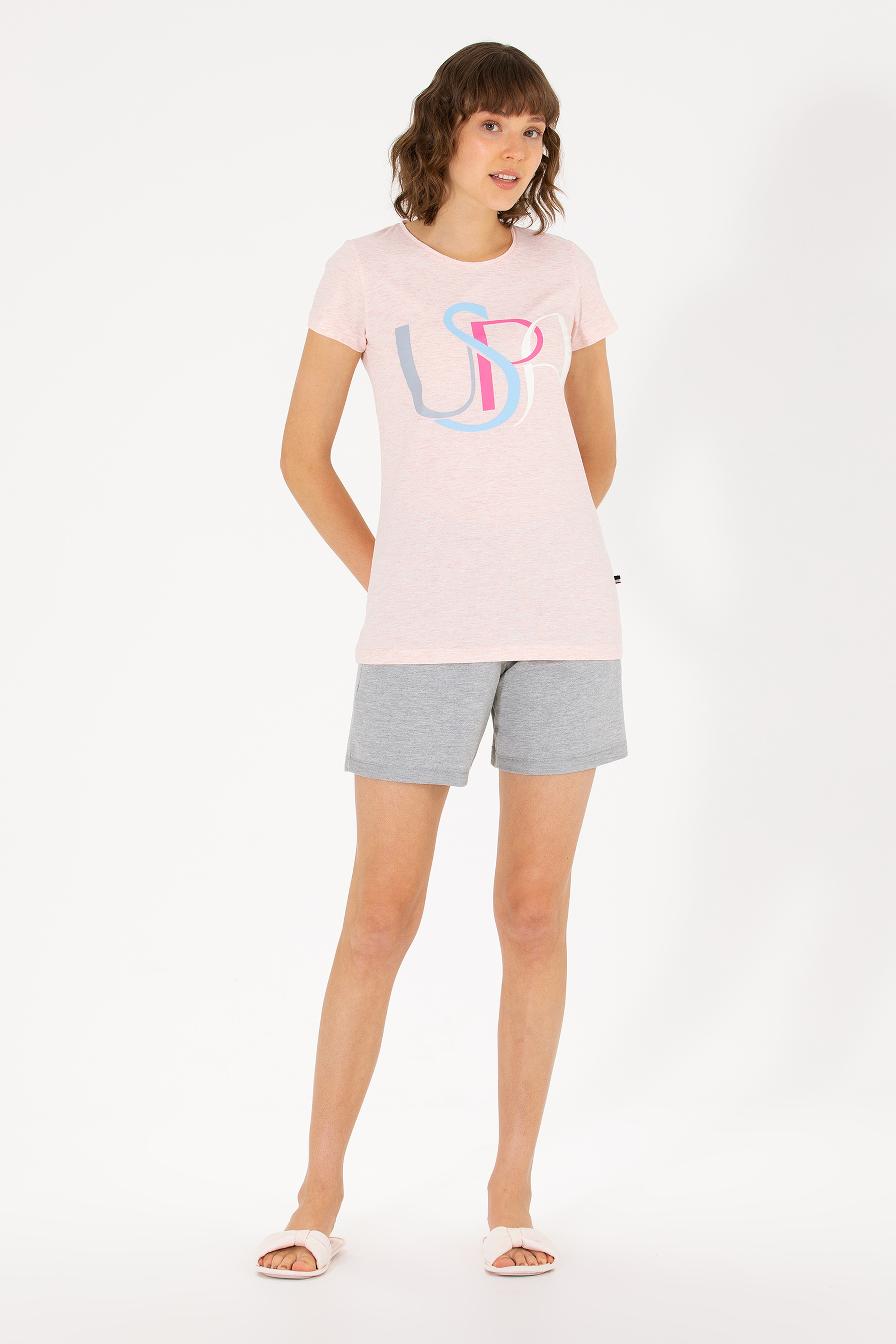 Kadın Pembe Pijama Takımı - Image 1