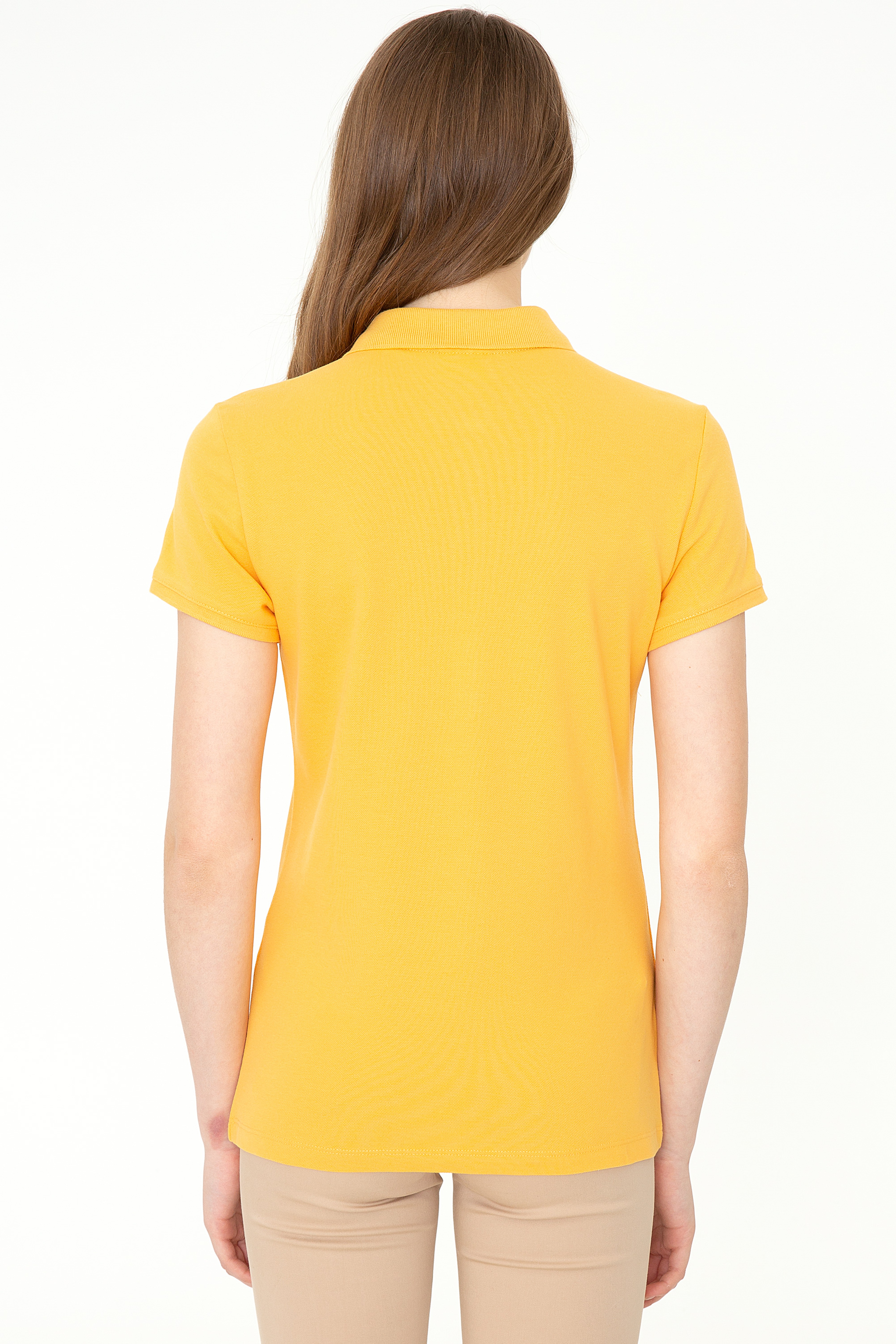 Kadın Sarı Basic Polo Yaka Tişört - Image 4