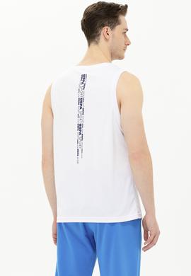 Erkek Beyaz Bisiklet Yaka Tişört - 50263566006