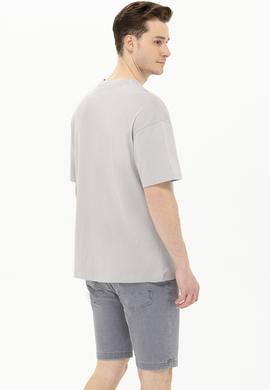 Erkek Gri Oversize Bisiklet Yaka Tişört - 50264932076