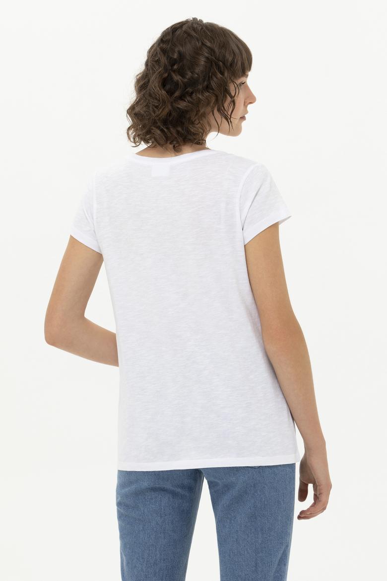 Kadın Beyaz Bisiklet Yaka Tişört - 50251960005