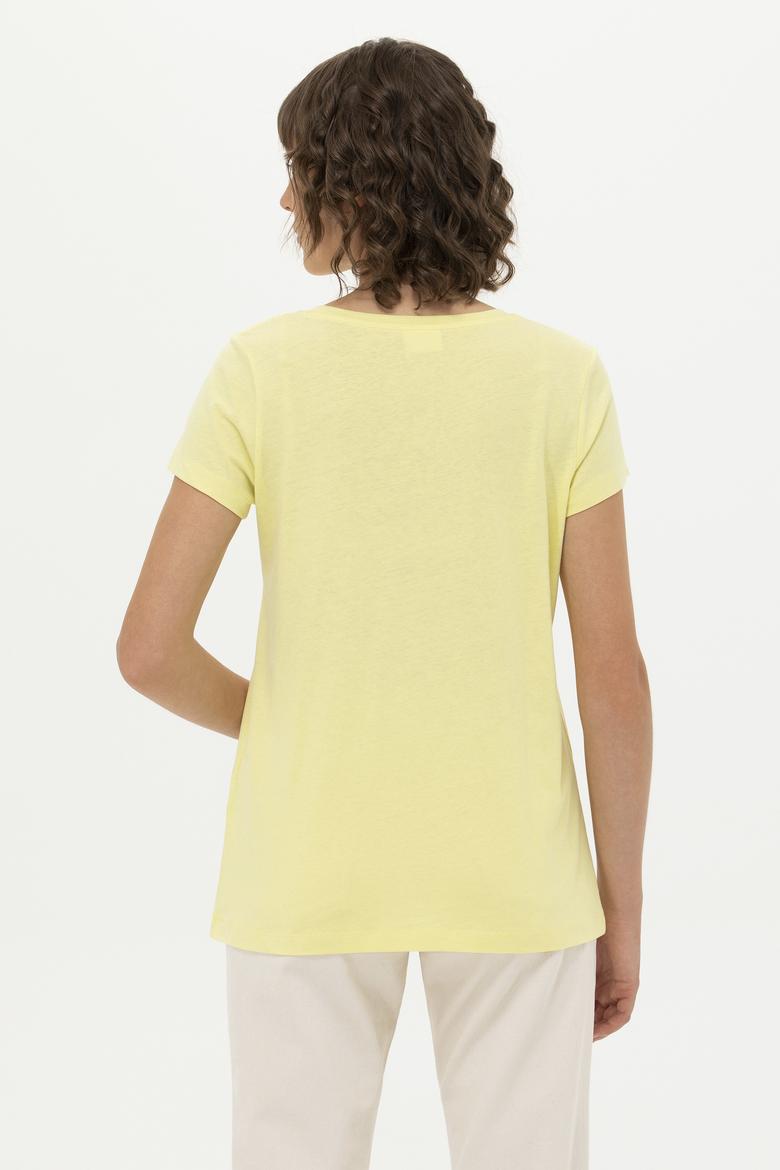 Kadın Açık Sarı Basic Bisiklet Yaka Tişört - 50262670165