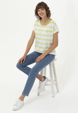 Kadın Fıstık Yeşili Bisiklet Yaka Tişört - 50266180023