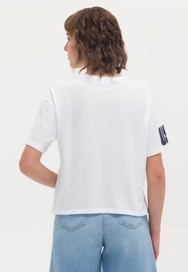 Kadın Beyaz Bisiklet Yaka Tişört - 50264171019