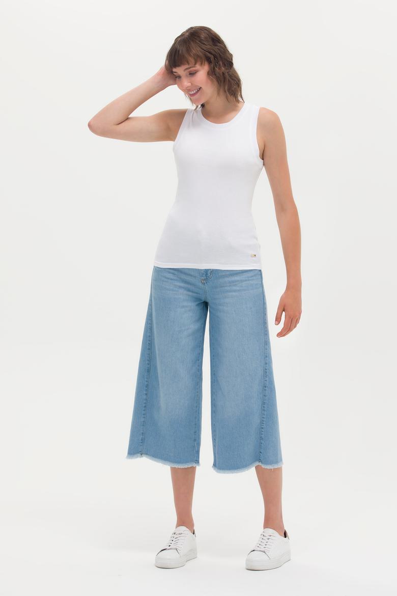 Kadın Açık Mavi Flare Cropped Fit Jean Pantolon